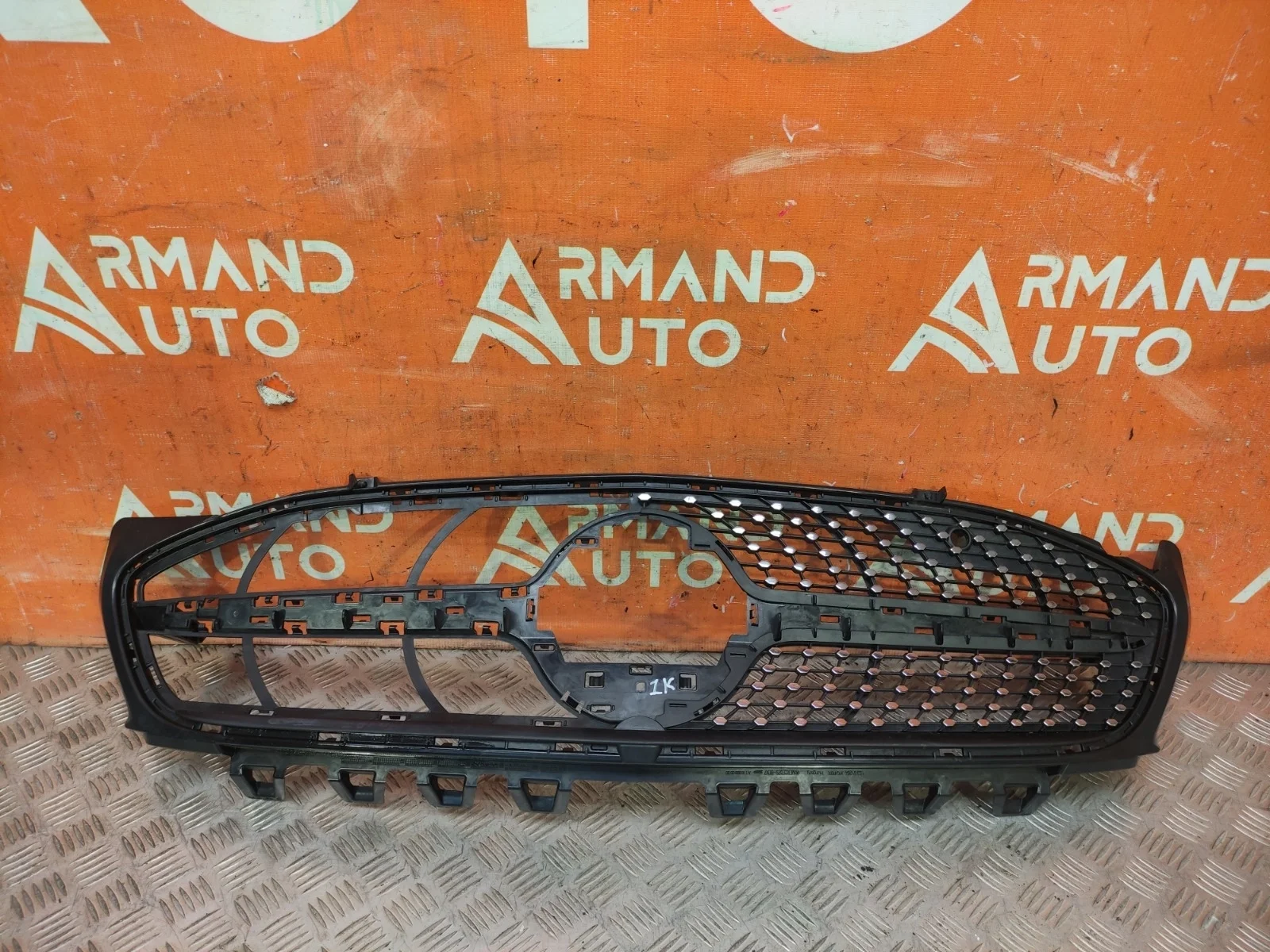 Решетка радиатора Mercedes CLA-Class 2019-нв C118