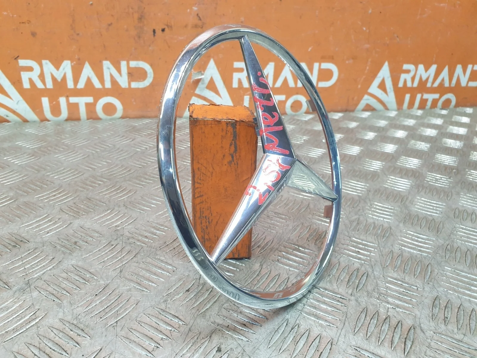 Эмблема Mercedes GL GLS-Class 2015-2019 X166