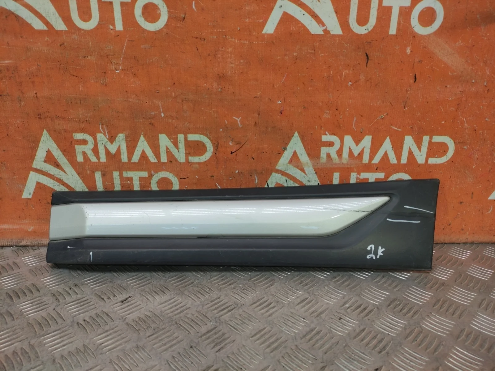 Молдинг двери Mitsubishi Outlander 2015-нв 3