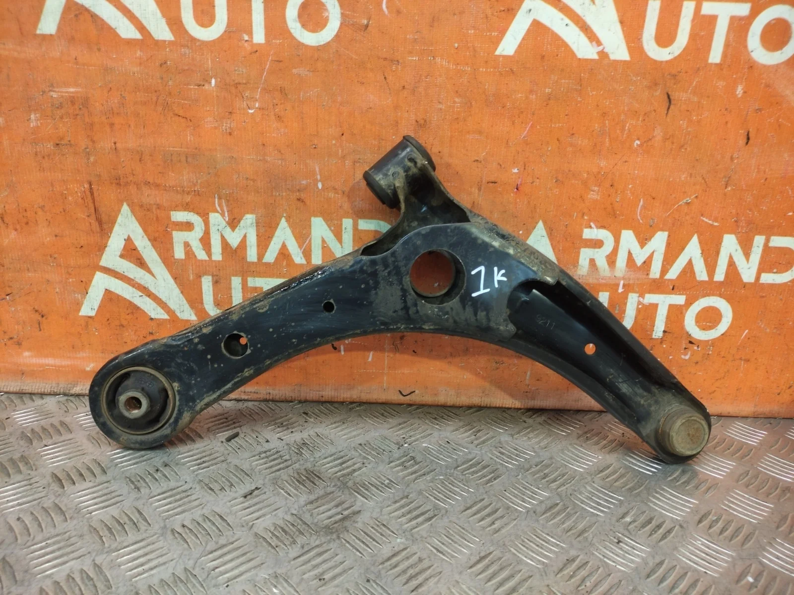 Рычаг подвески нижний Mitsubishi Outlander 2012-нв 3