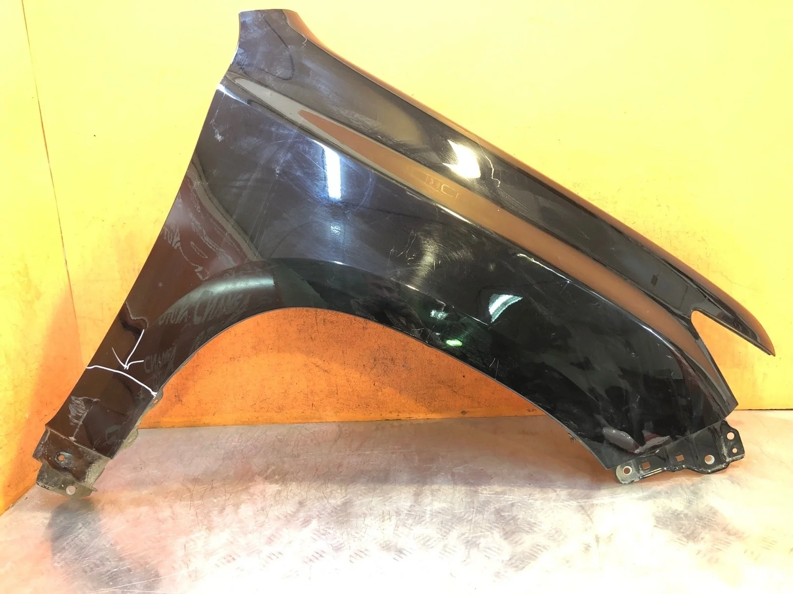 Крыло Toyota Land Cruiser Prado 2017-нв 150