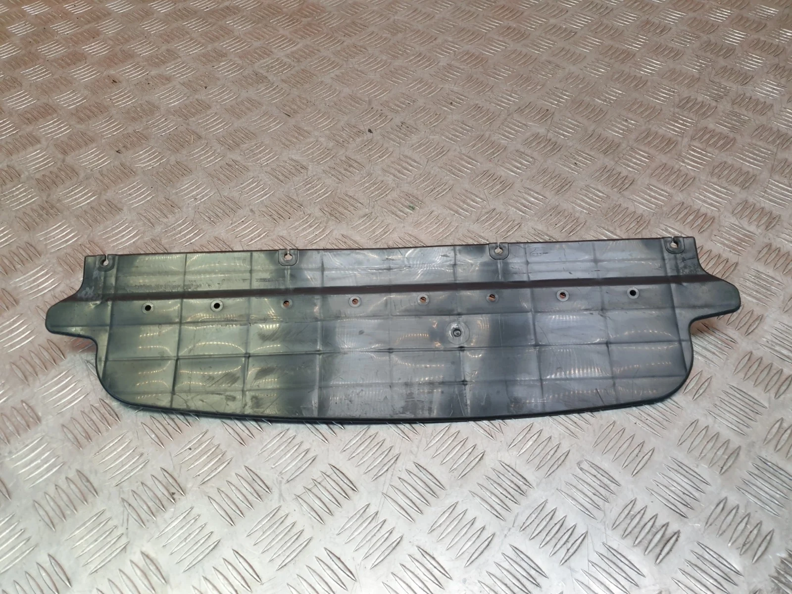 Кожух радиатора Kia Rio 2017-нв 4 FB