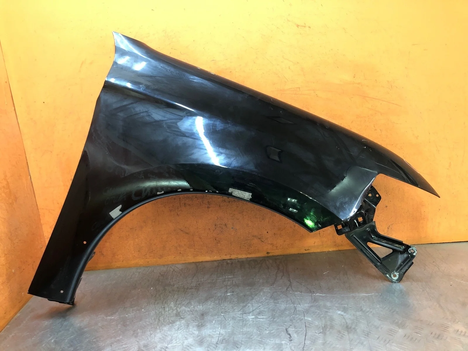 Крыло Mitsubishi Outlander 2015-нв 3