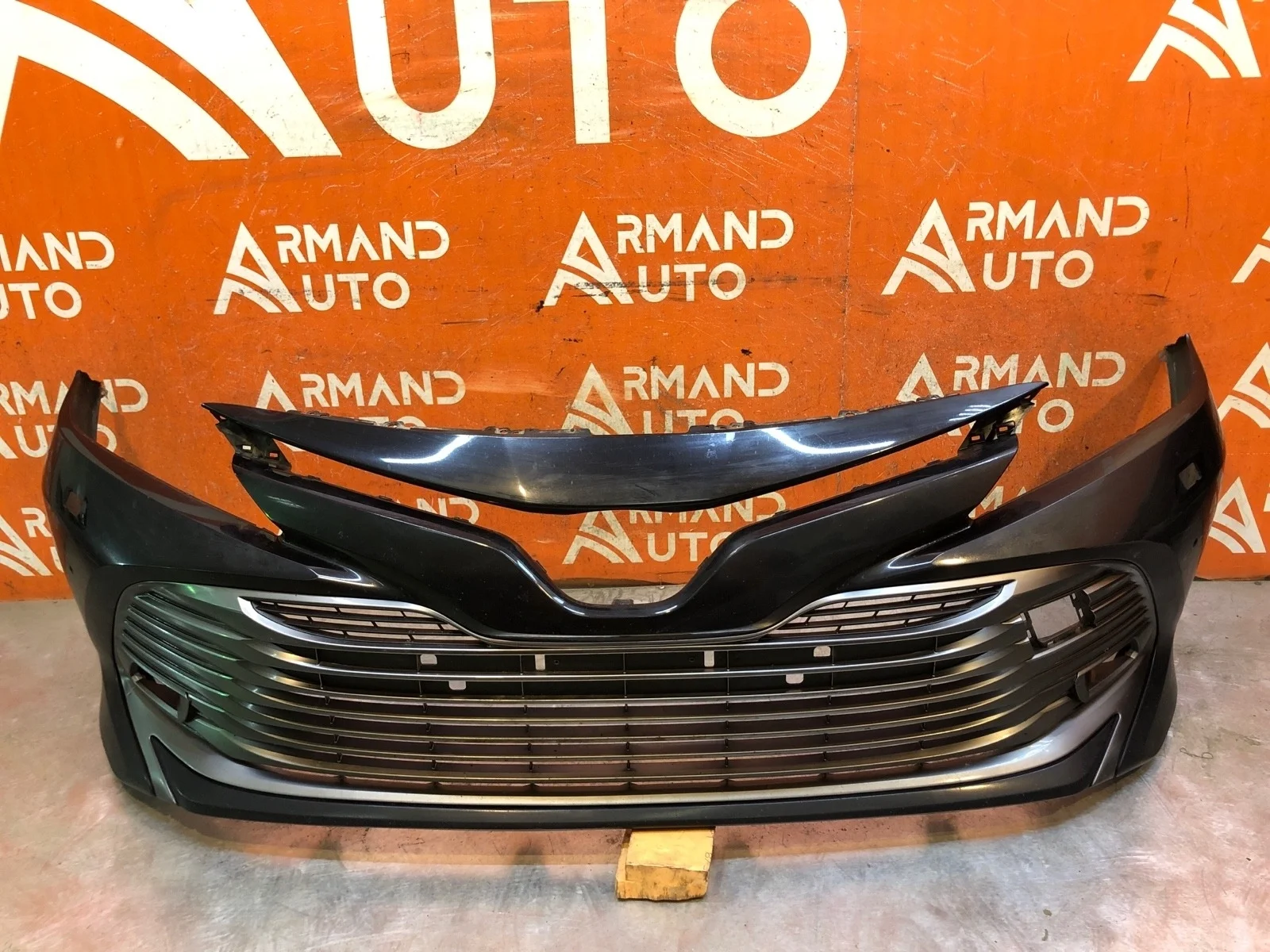 Бампер Toyota Camry 2017-2020 8 XV70