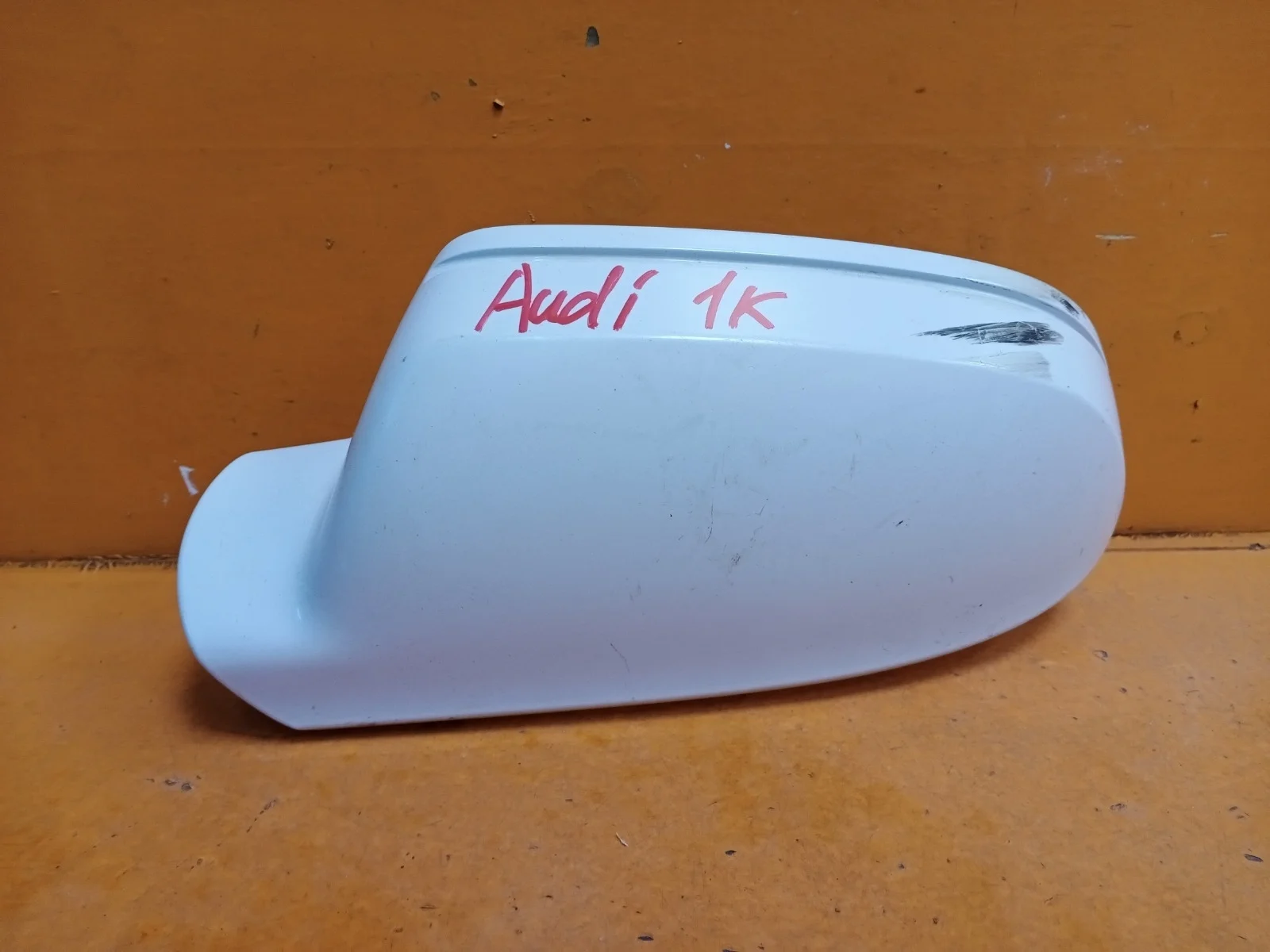 Крышка зеркала Audi A4 2007-2015 B8