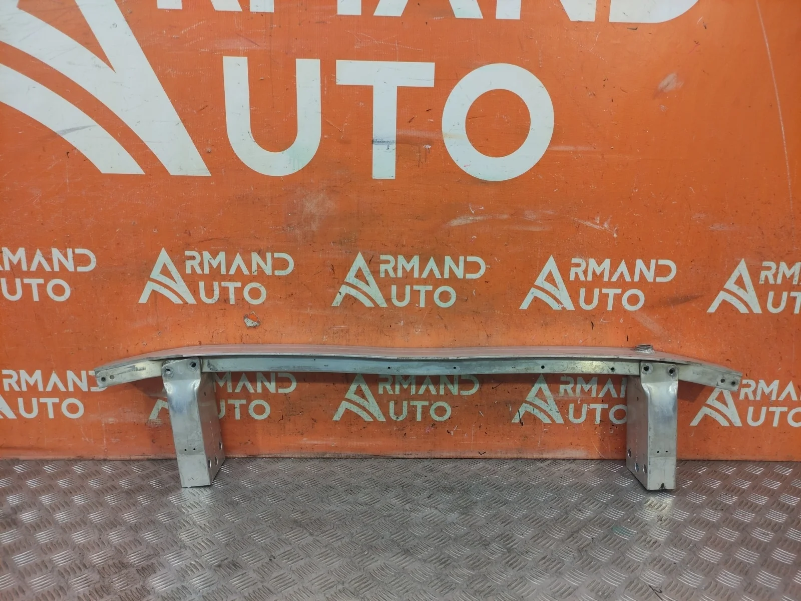 Усилитель бампера Mercedes B-Class 2011-2018 W246