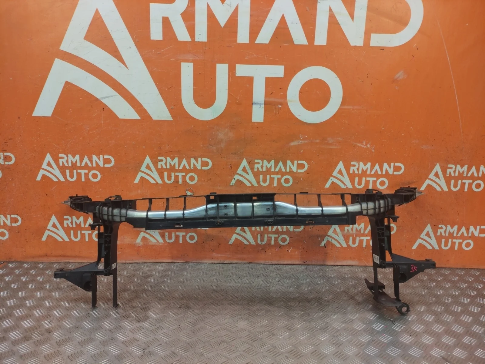 Панель передняя (суппорт радиатора) Mercedes B-Class 2011-2018 W246