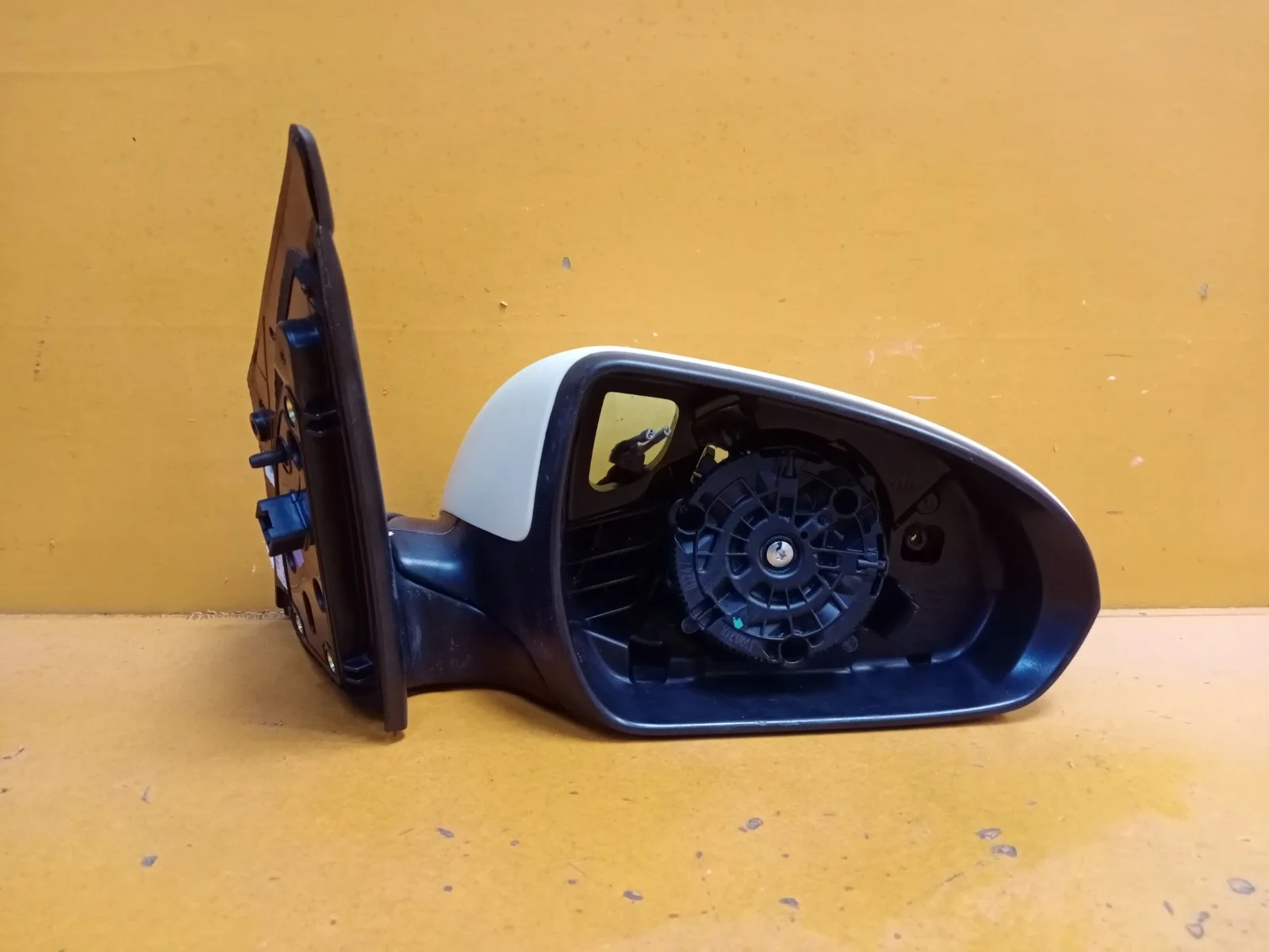 Зеркало hyundai Solaris 2017-нв