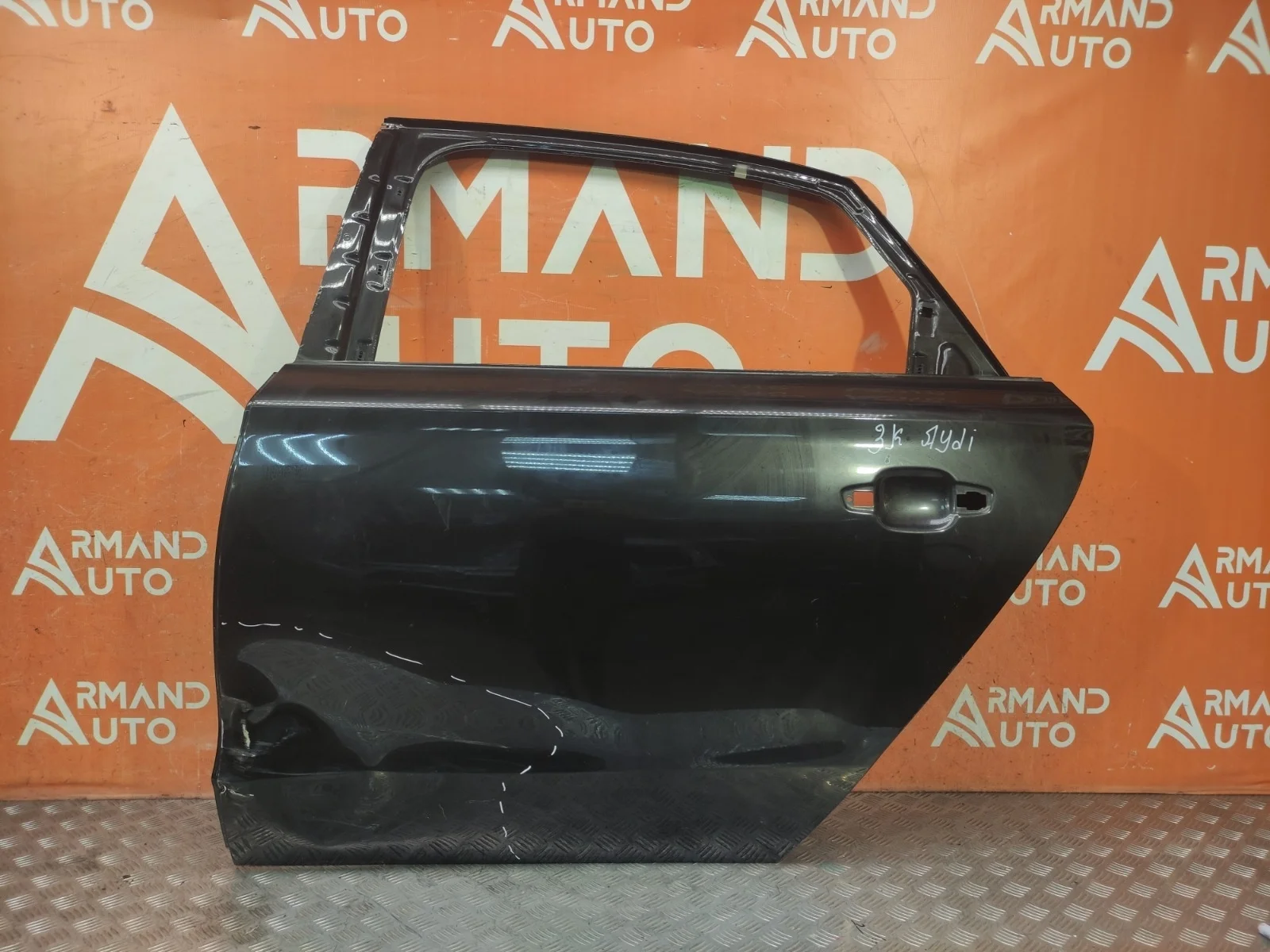 Дверь Audi A8 2010-2017 3 D4