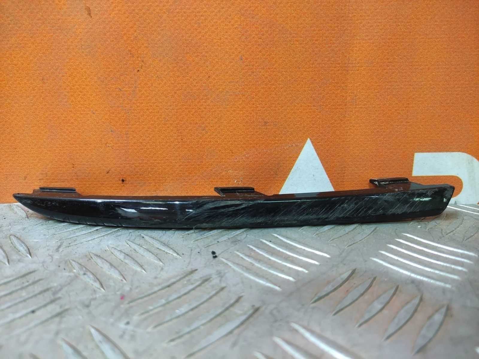 Молдинг бампера Volkswagen Polo 2014-2020 5