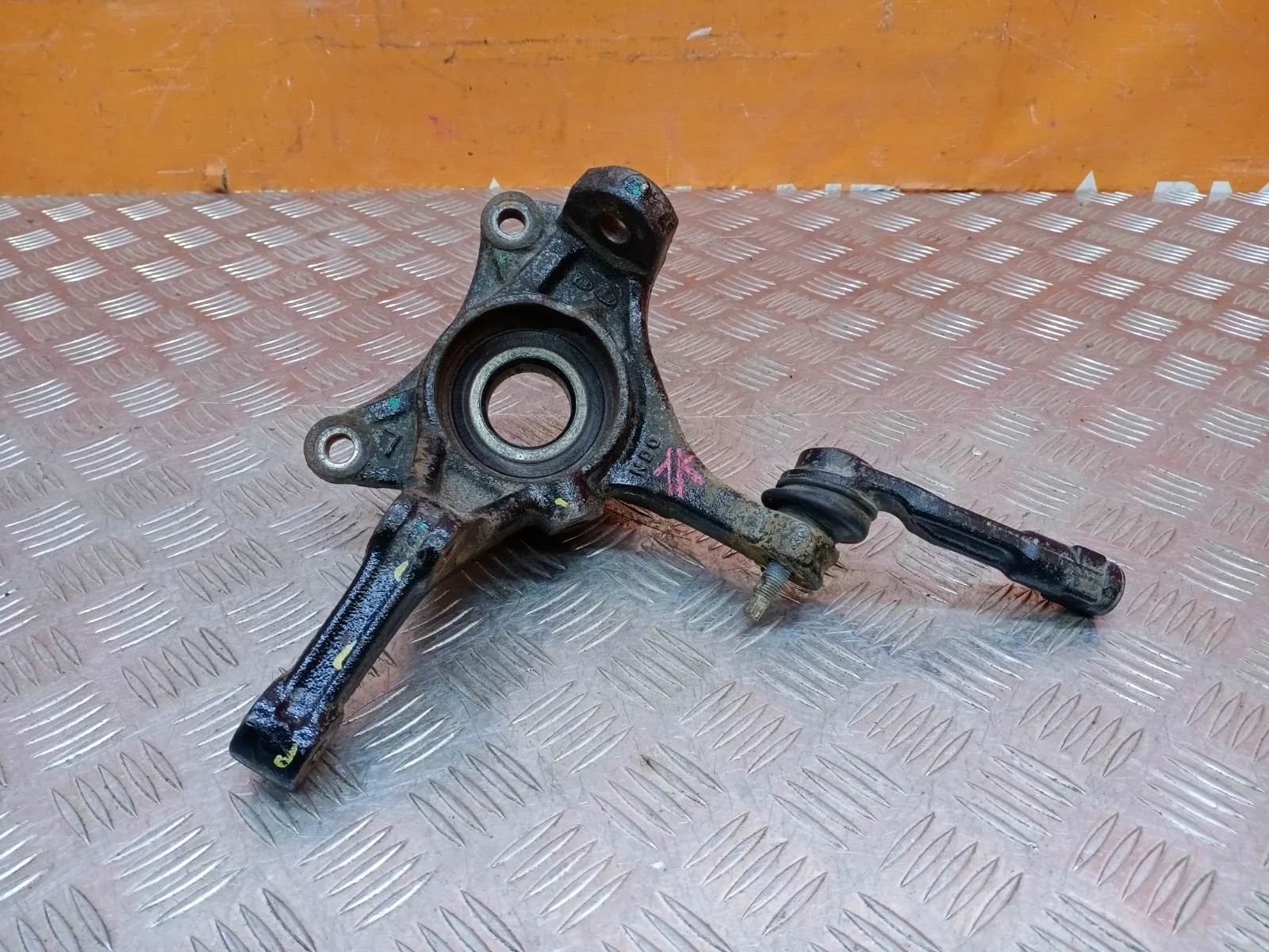 Кулак поворотный hyundai Solaris 2010-2014