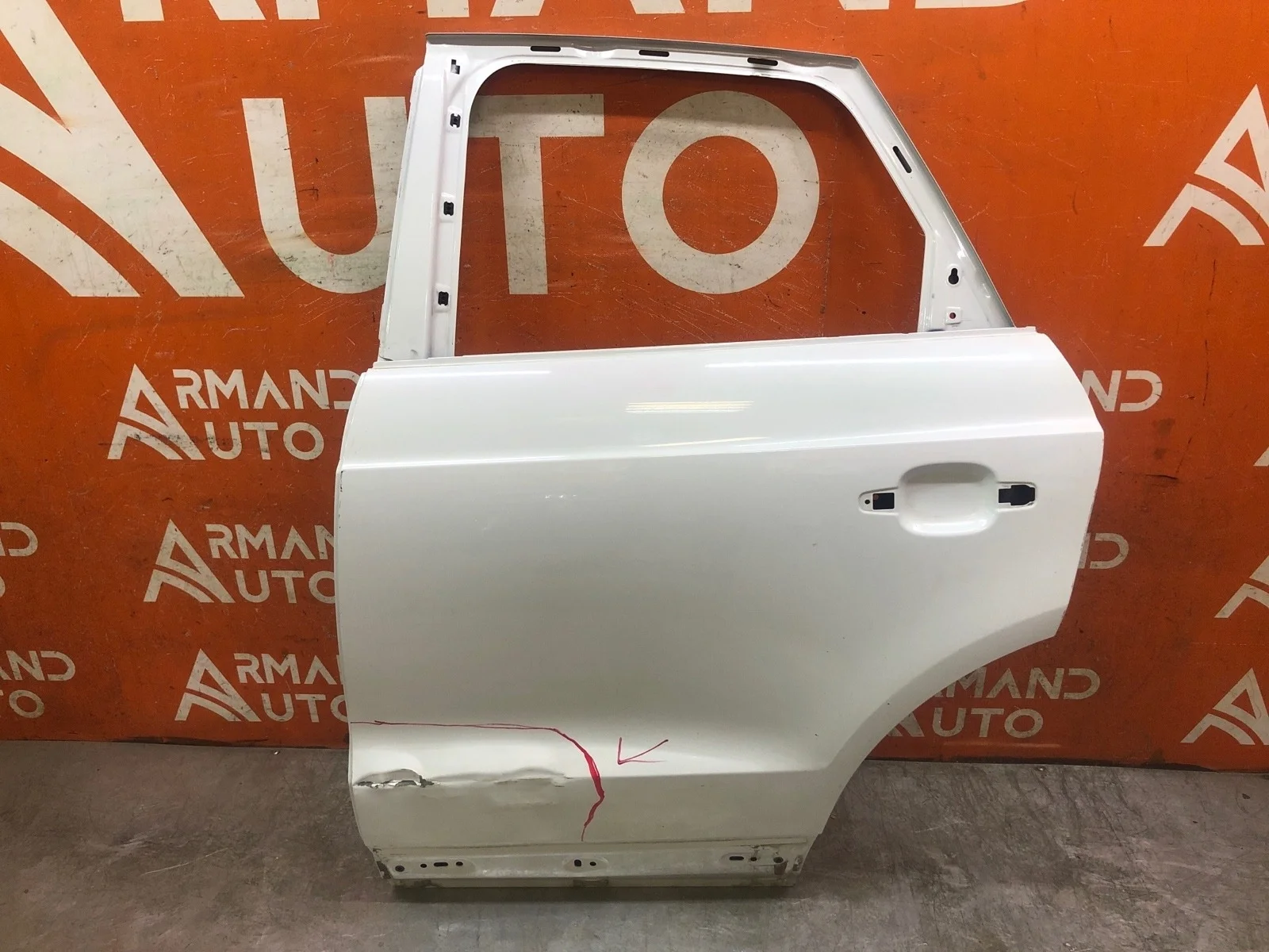 Дверь Audi Q3 2011-2018 8U