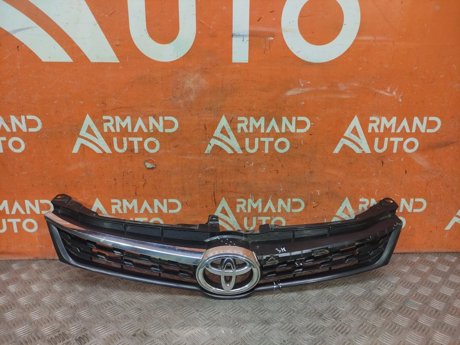 Решетка радиатора Toyota Camry 2017-2018 XV50