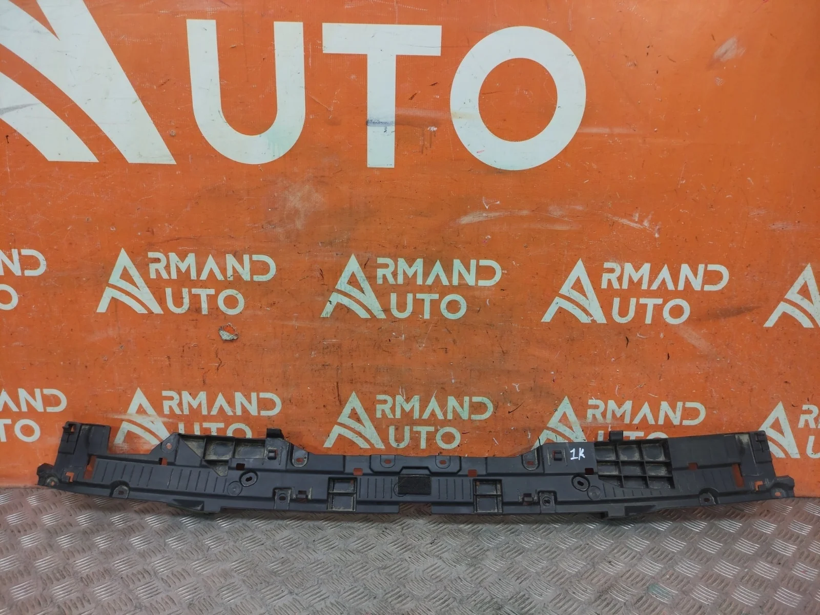 Кронштейн бампера Toyota Land Cruiser 2015-2021 200