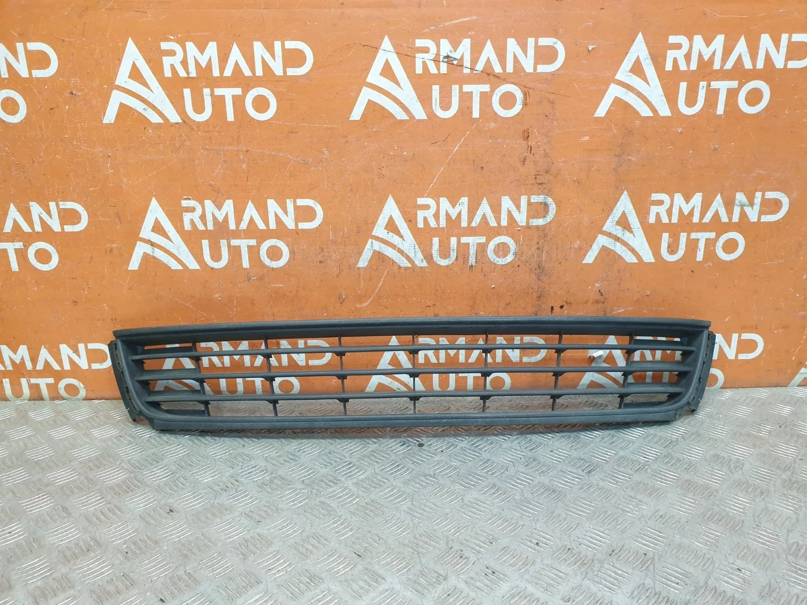 Решетка бампера Volkswagen Polo 2009-2015