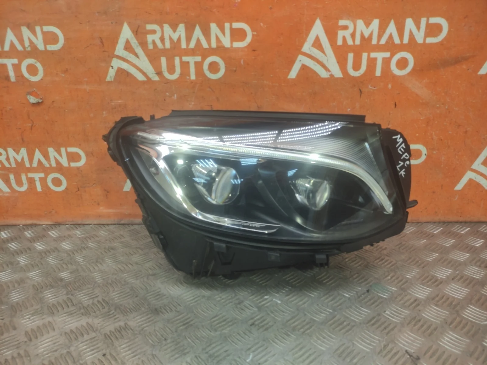 Фара Mercedes GLC-Class 2015-2019 X253