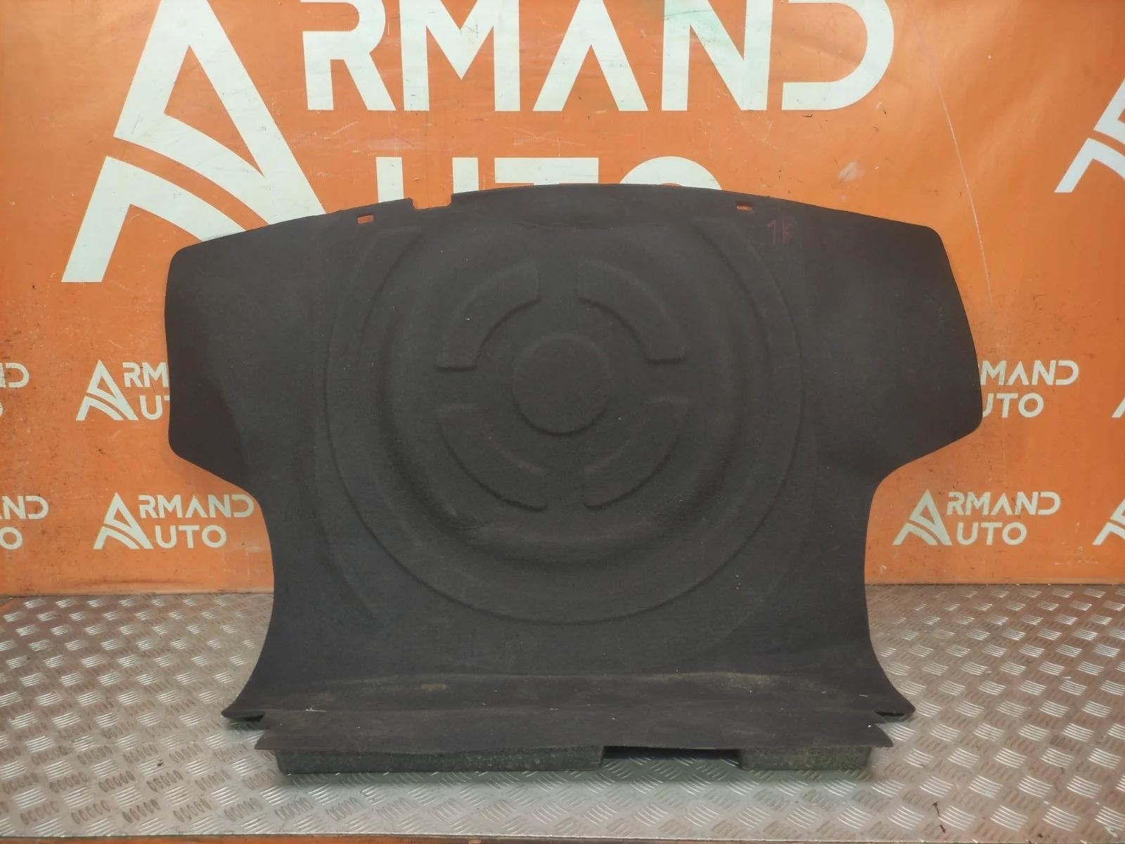 Обшивка пола багажника Kia K5 2020-нв 3