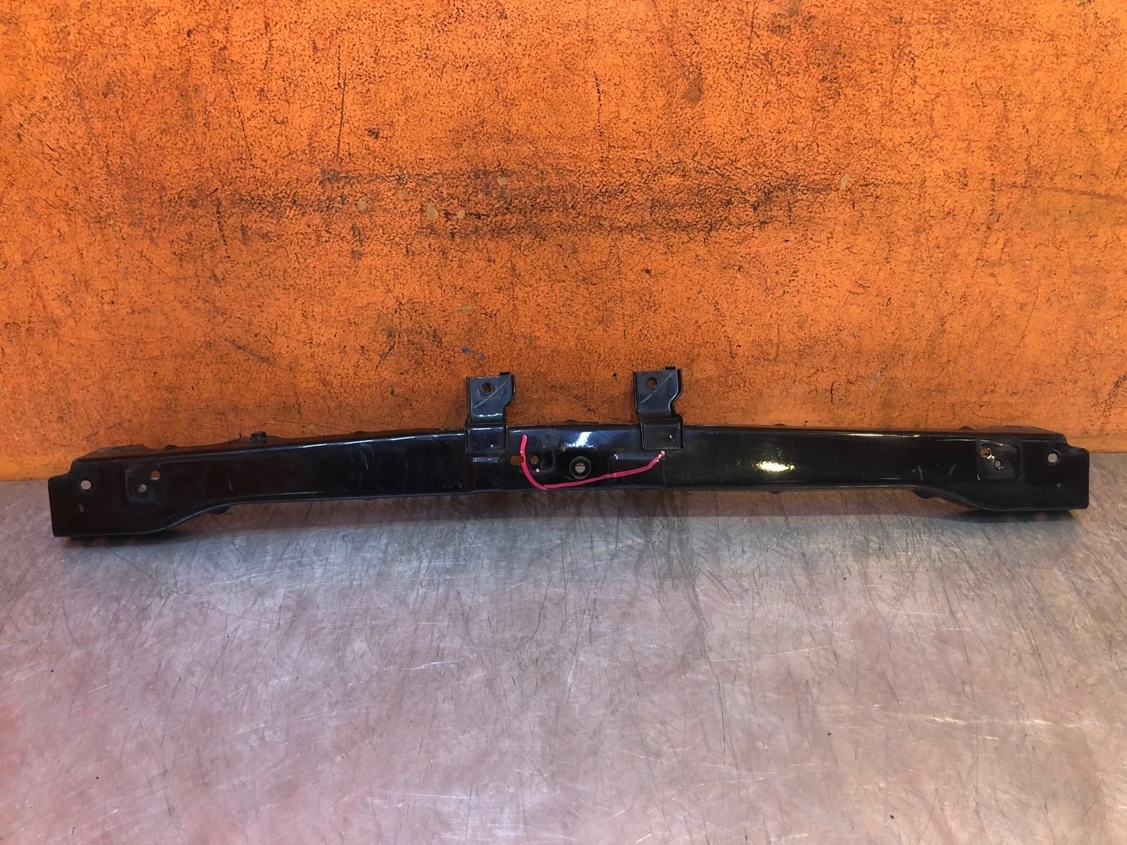 Усилитель бампера верхний Mitsubishi Pajero Sport 2015-2021 3