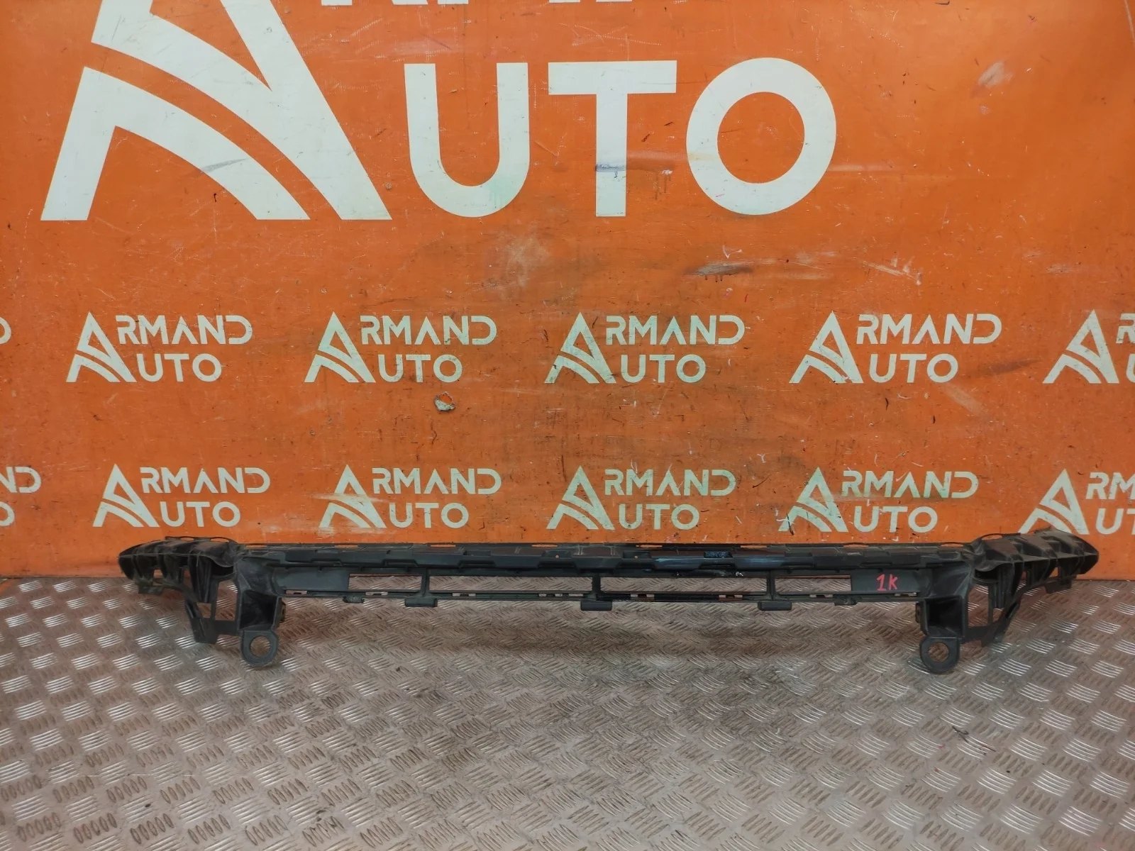 Кронштейн бампера Mercedes -Class 2016-нв W213, S213, C238