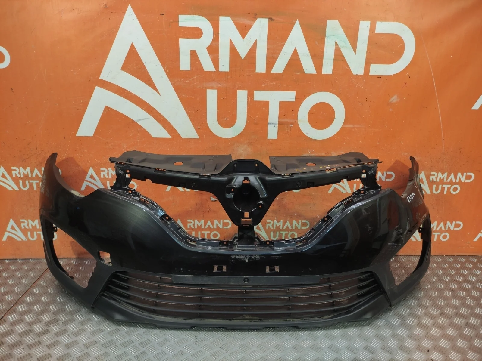 Бампер Renault Kaptur 2016-нв