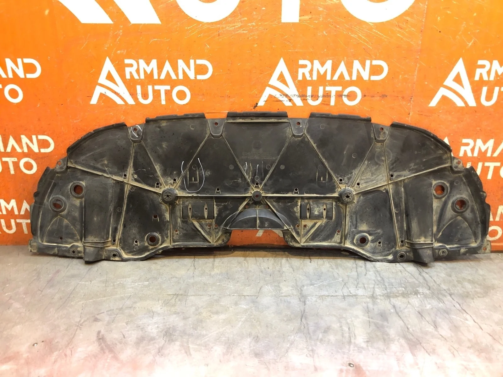 Пыльник бампера Toyota Camry 2020-нв 8 XV70