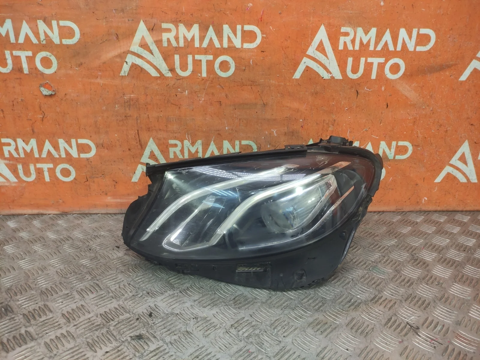 Фара Mercedes -Class 2016-2020 W213, S213, C238