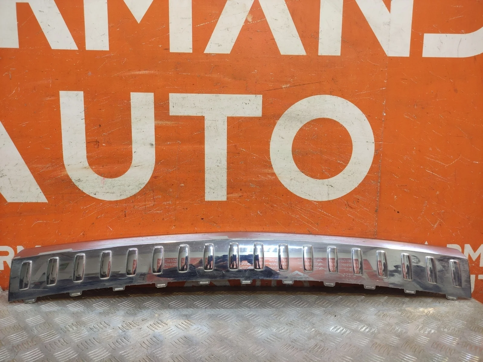 Накладка бампера верхняя Mercedes GL GLS-Class 2012-2019 X166