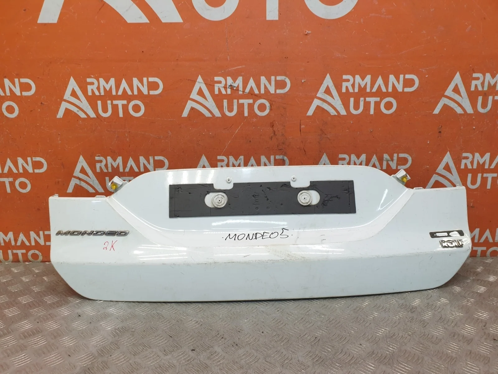 Накладка крышки багажника Ford Mondeo 2014-2019 5