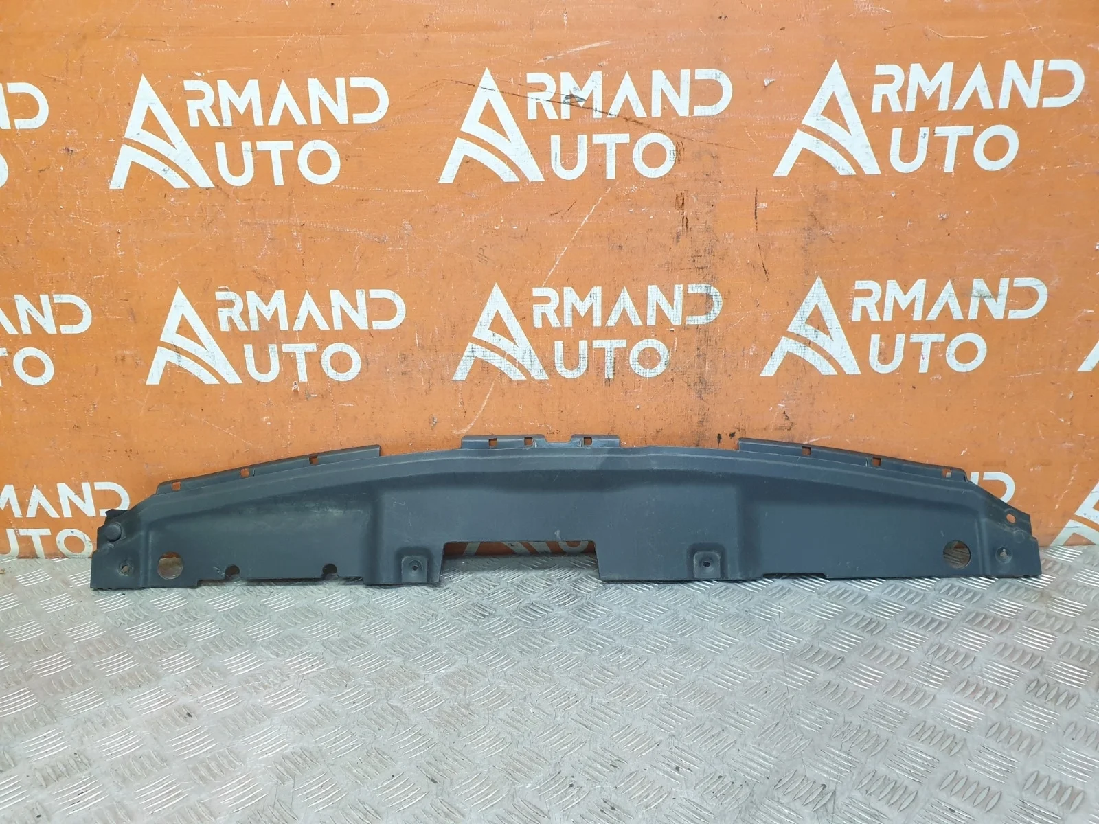 Кожух замка капота Hyundai Accent 2010–2017 4