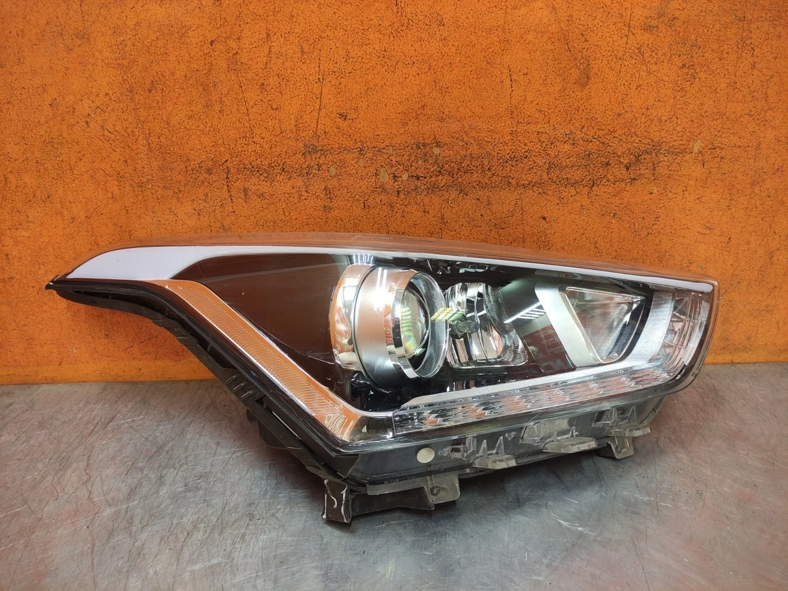 Фара Hyundai Creta 2016-2021