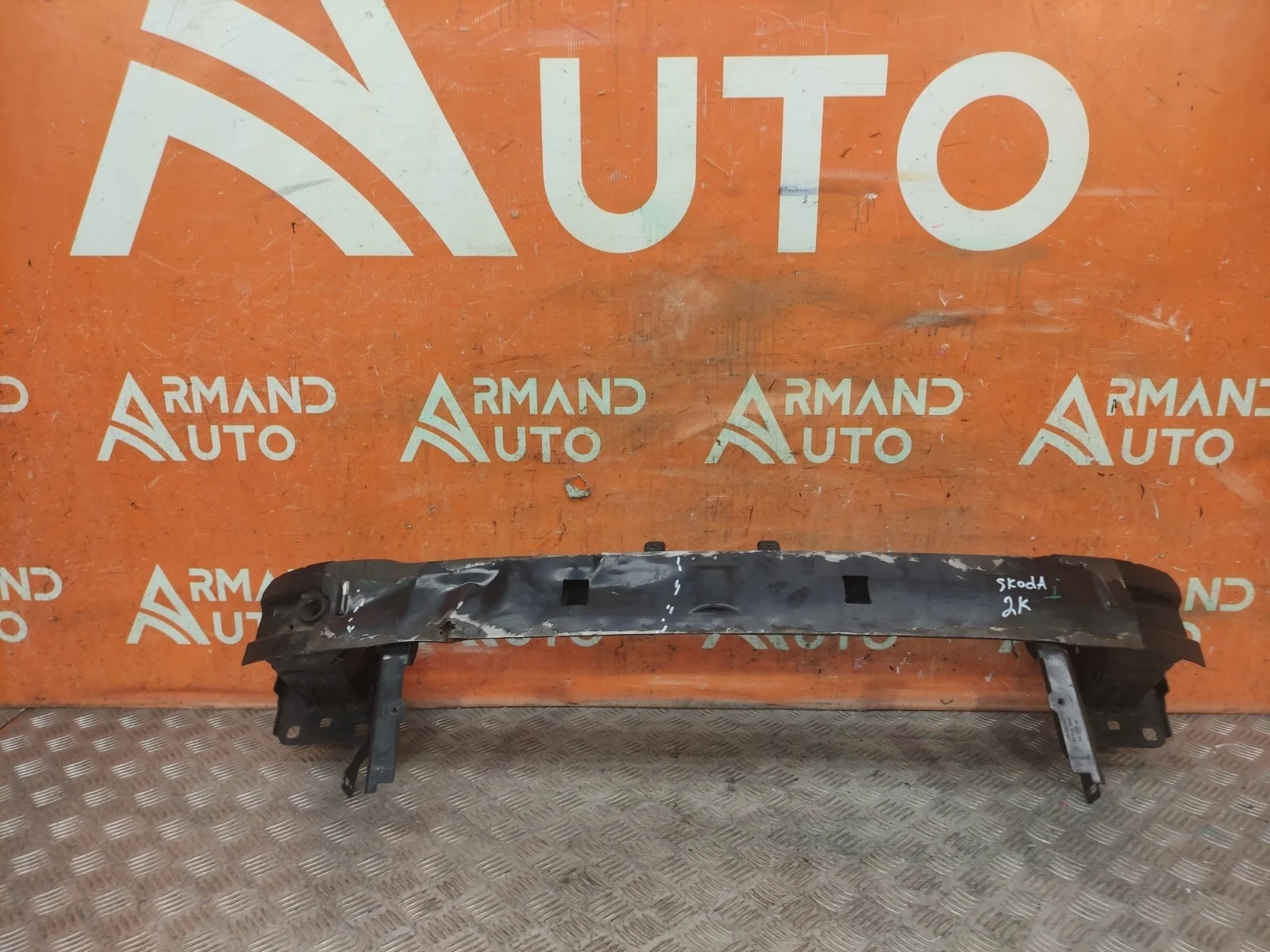 Усилитель бампера Skoda Superb 2015-нв 3
