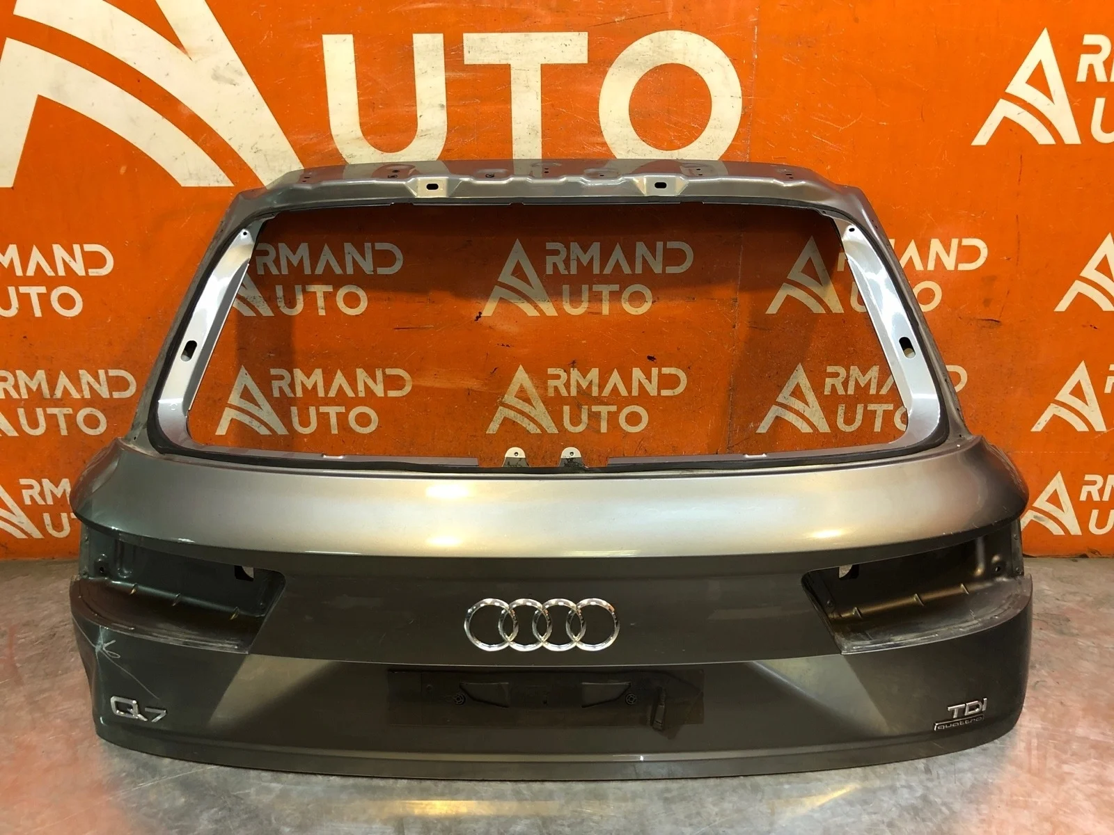 Дверь багажника Audi Q7 2015-2020 4M