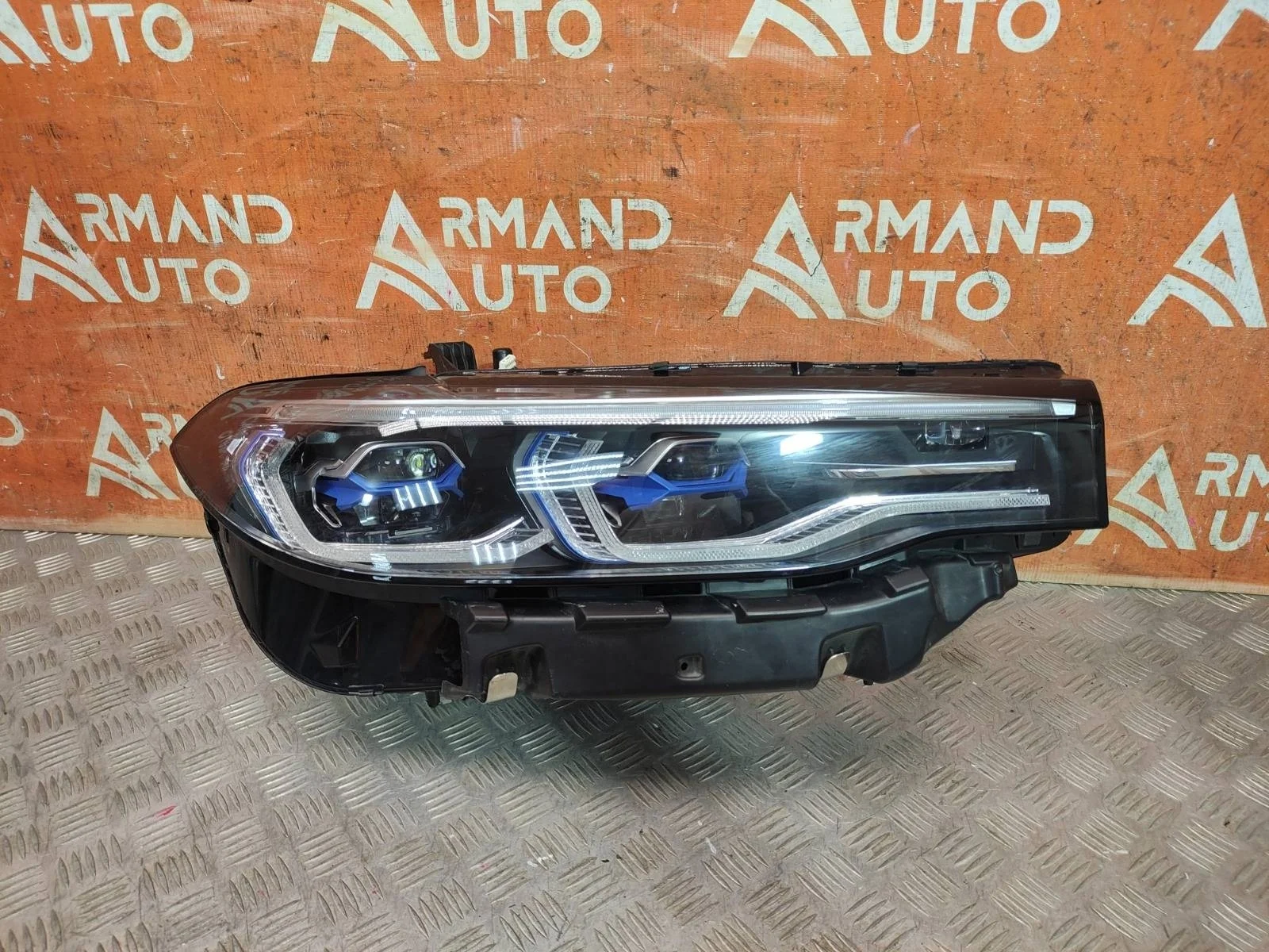 Фара BMW X7 2018-нв G07