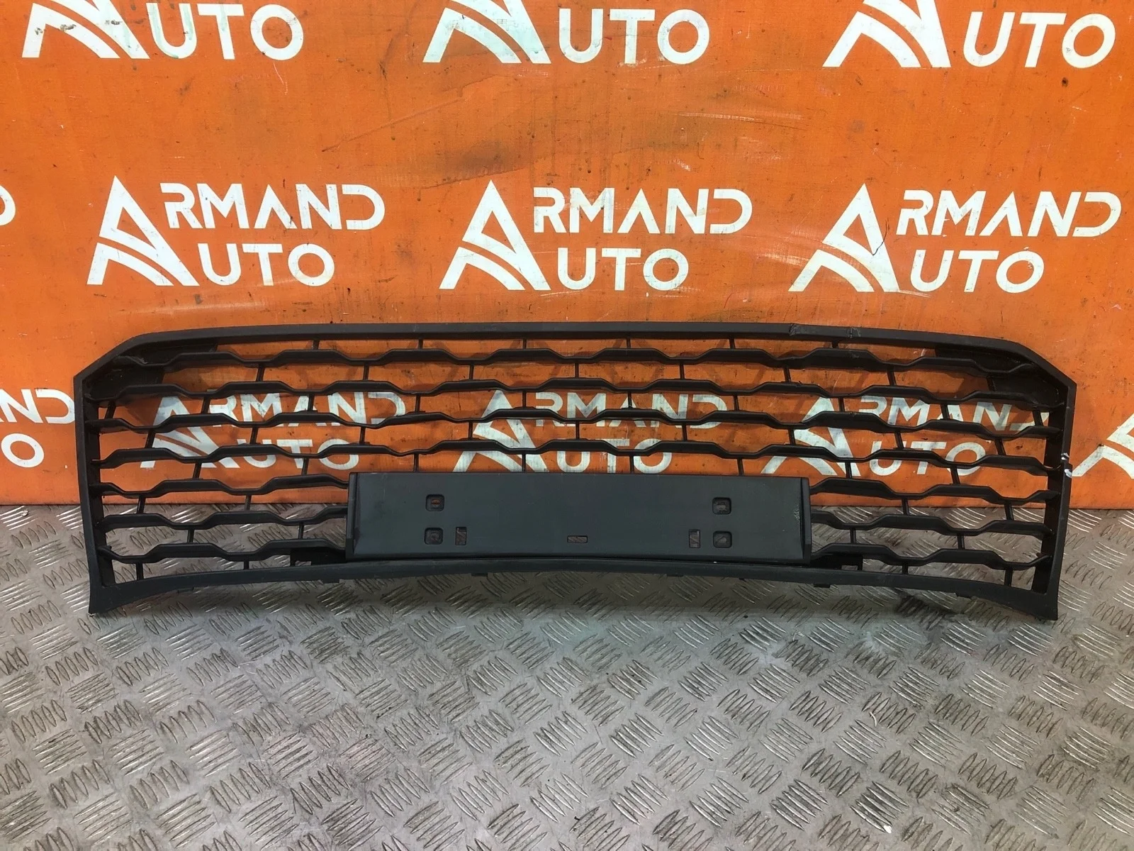 Решетка бампера Mitsubishi Pajero Sport 2015-2021 3