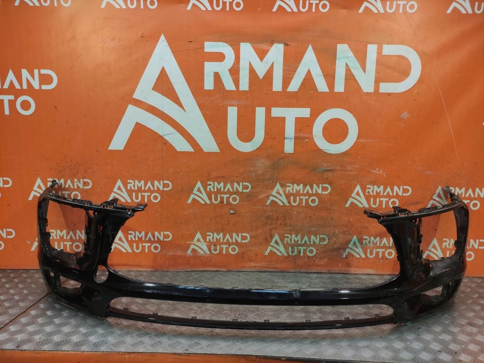 Бампер Porsche Macan 2014-2019 95b