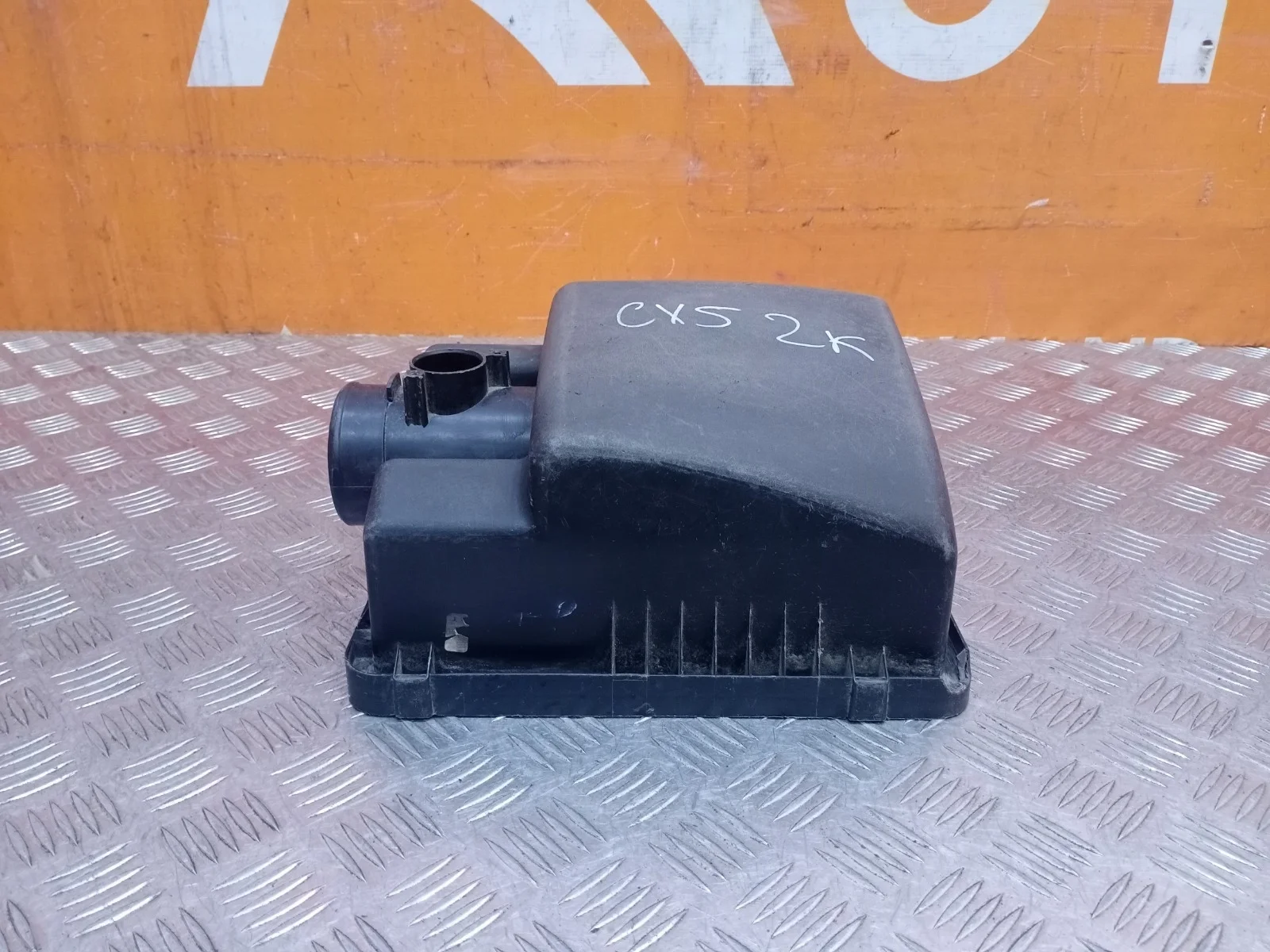 Крышка воздушного фильтра Mazda CX-5 2017-нв