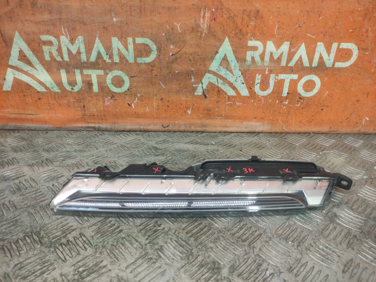 Указатель поворота Porsche Cayenne 2017-нв 3 PO536