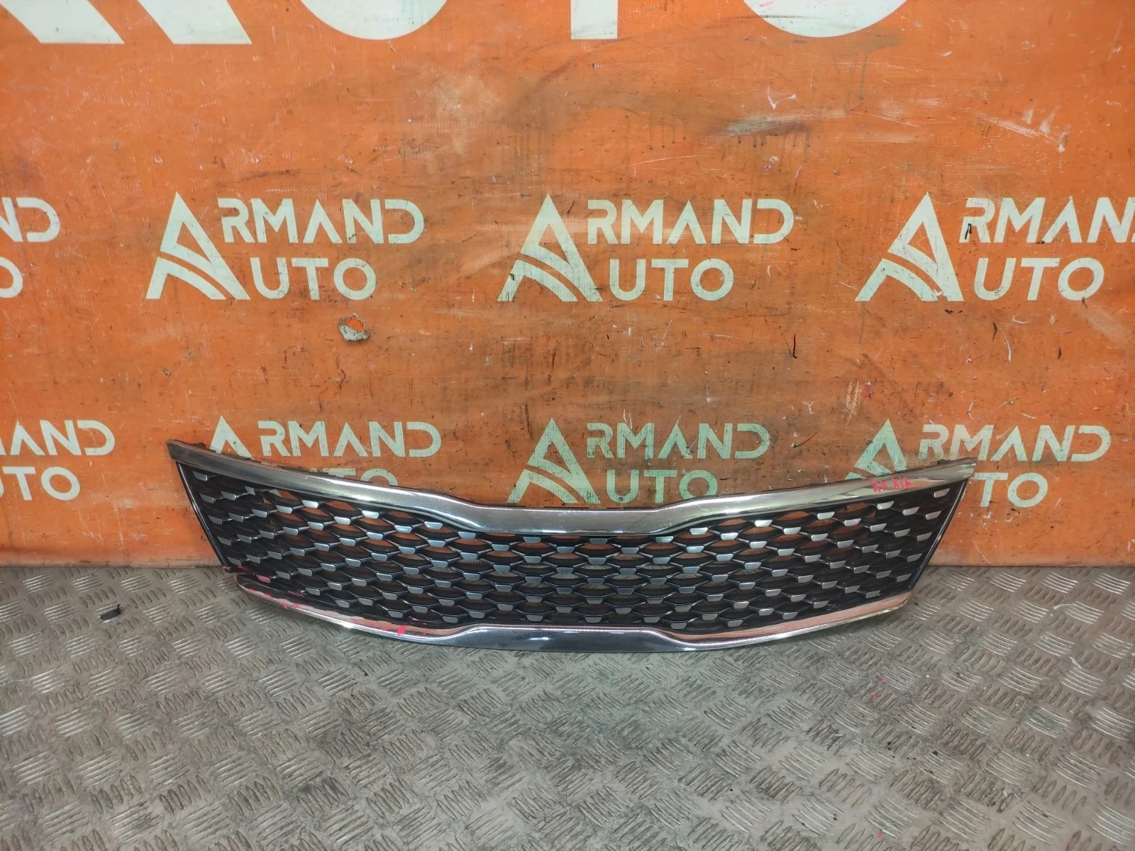 Решетка радиатора Kia Optima 2015-2018 4 JF