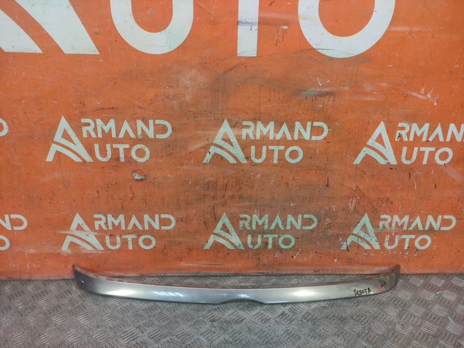 Накладка капота Toyota Camry 2011-2014 7 XV50