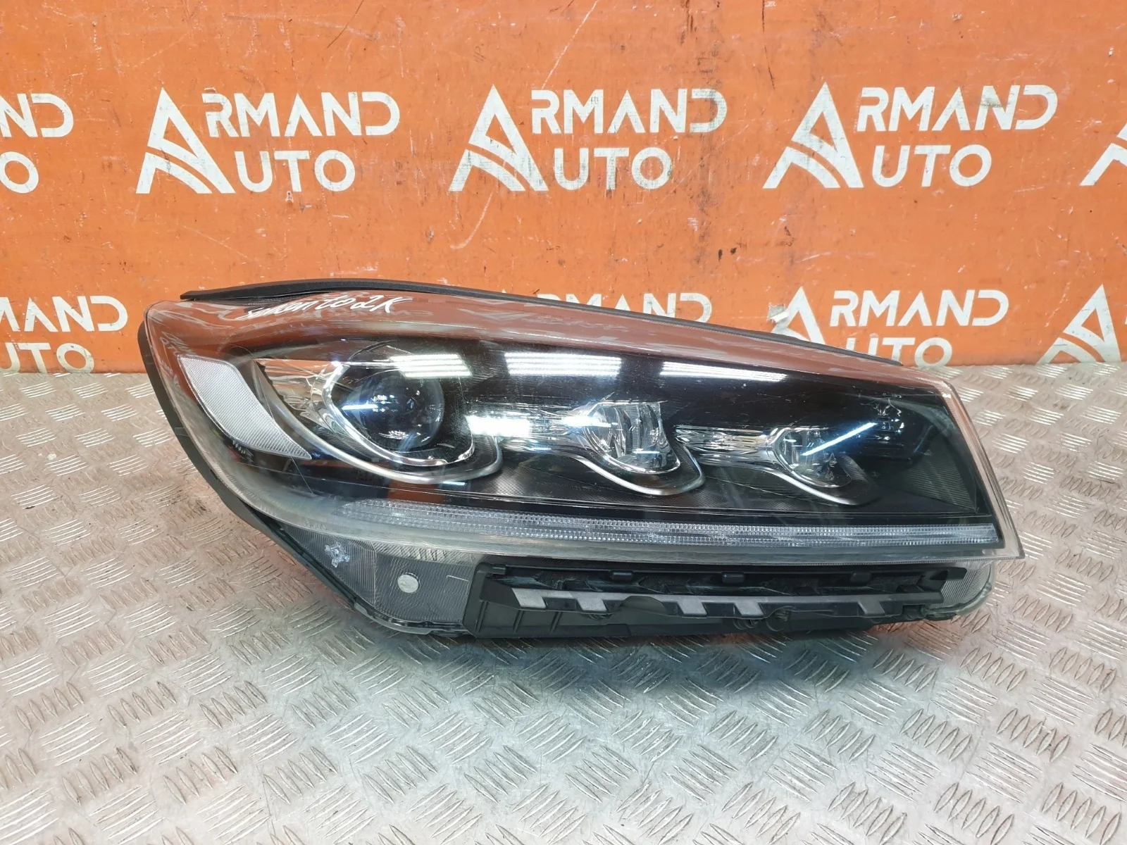 Фара Kia Sorento 2017-2020 3 Prime UM