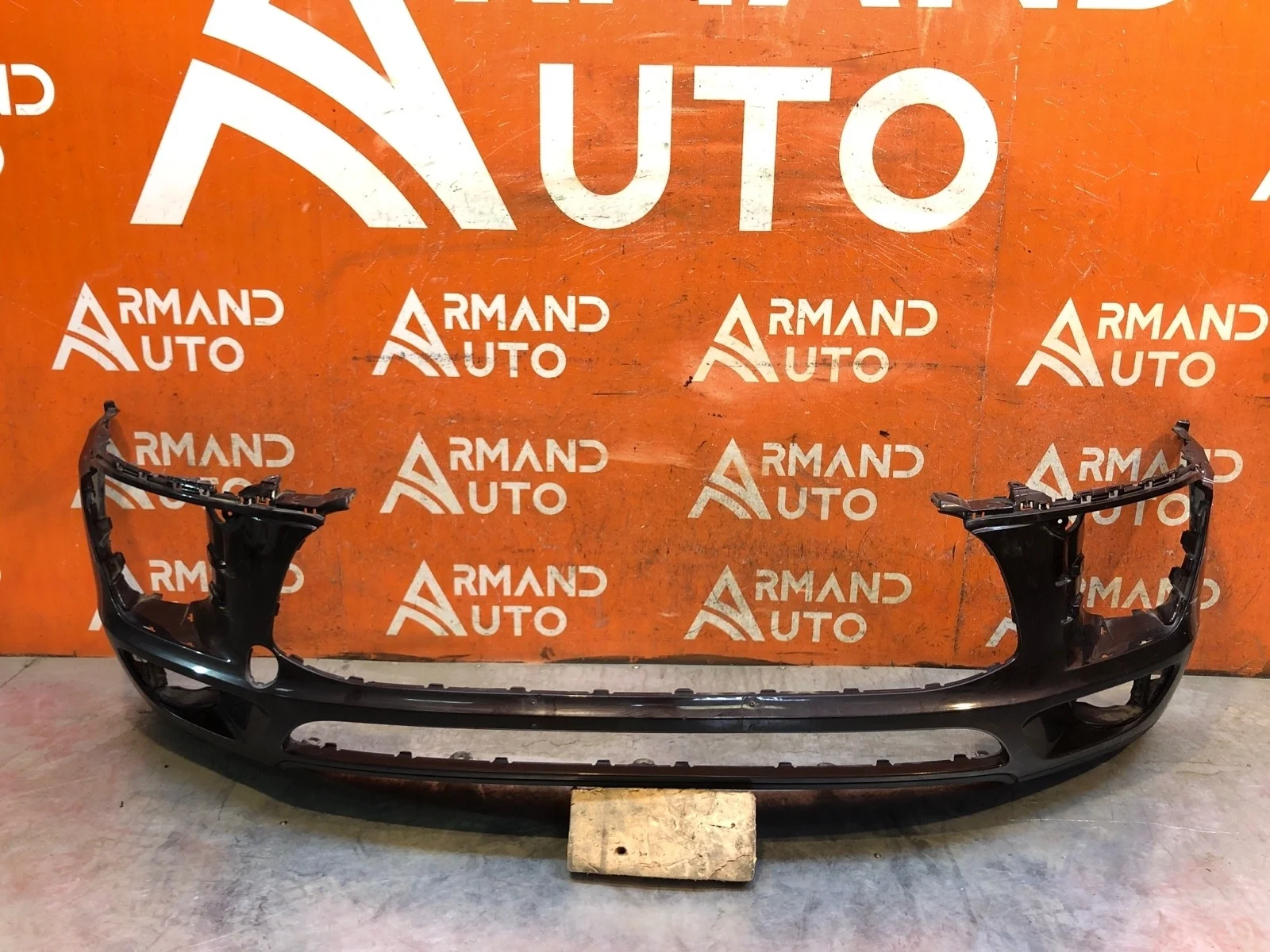 Бампер Porsche Macan 2014-2019 95b