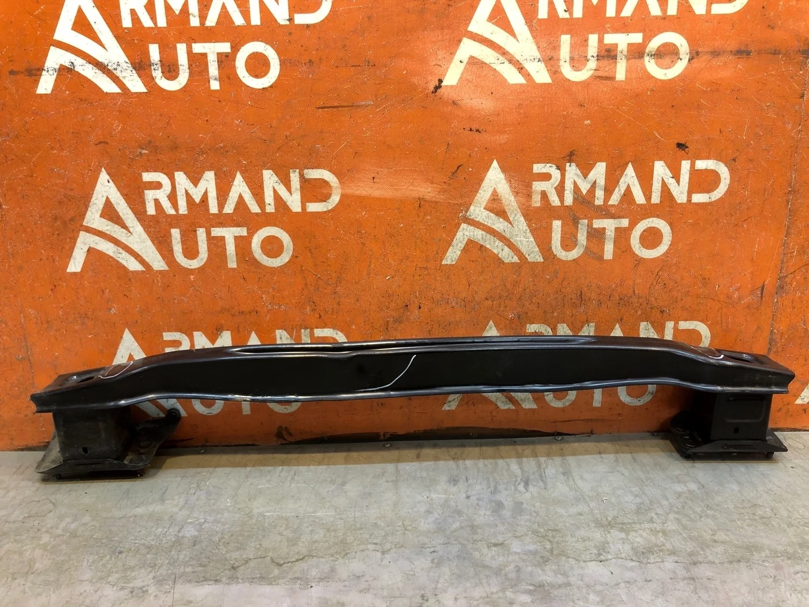 Усилитель бампера Mercedes -Class 2014-2021 W205