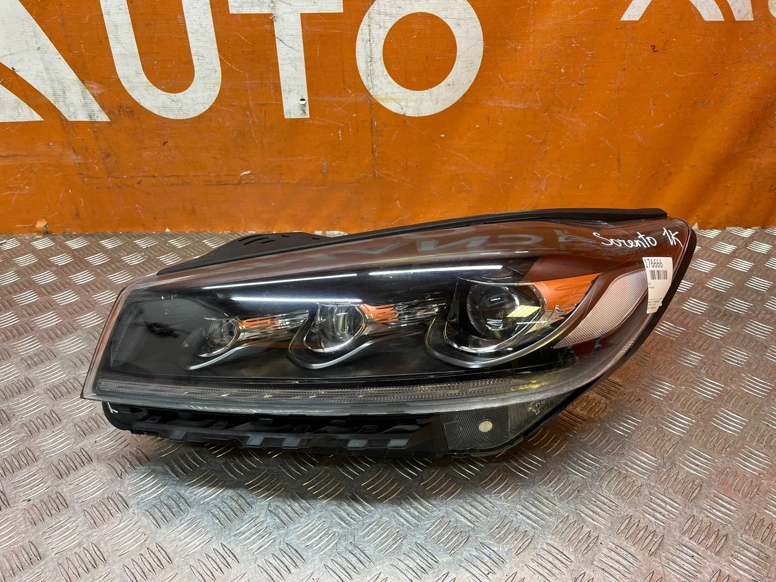 Фара Kia Sorento 2017-2020 3 Prime UM