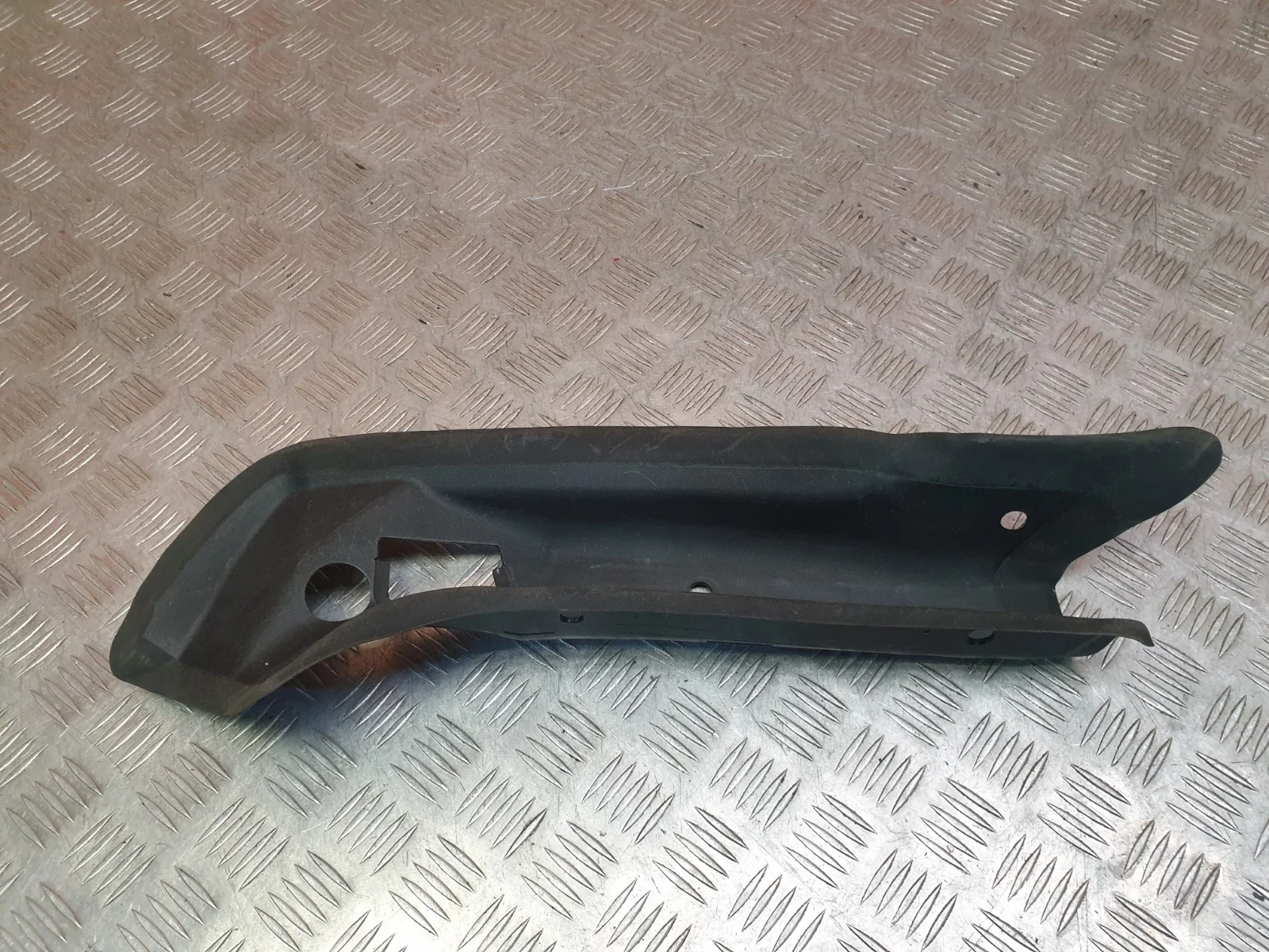 Водосток багажника Ford Kuga 2012-2019 CBS