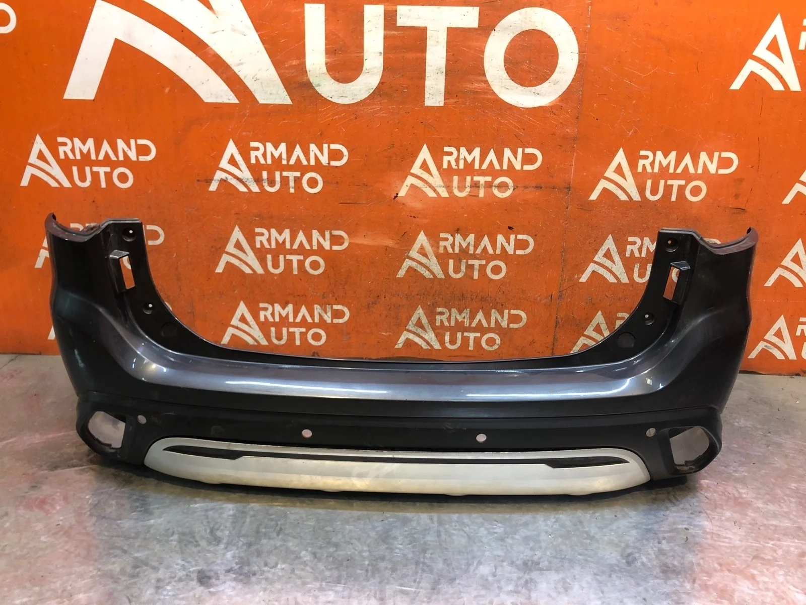 Бампер Mitsubishi Outlander 2018-нв 3
