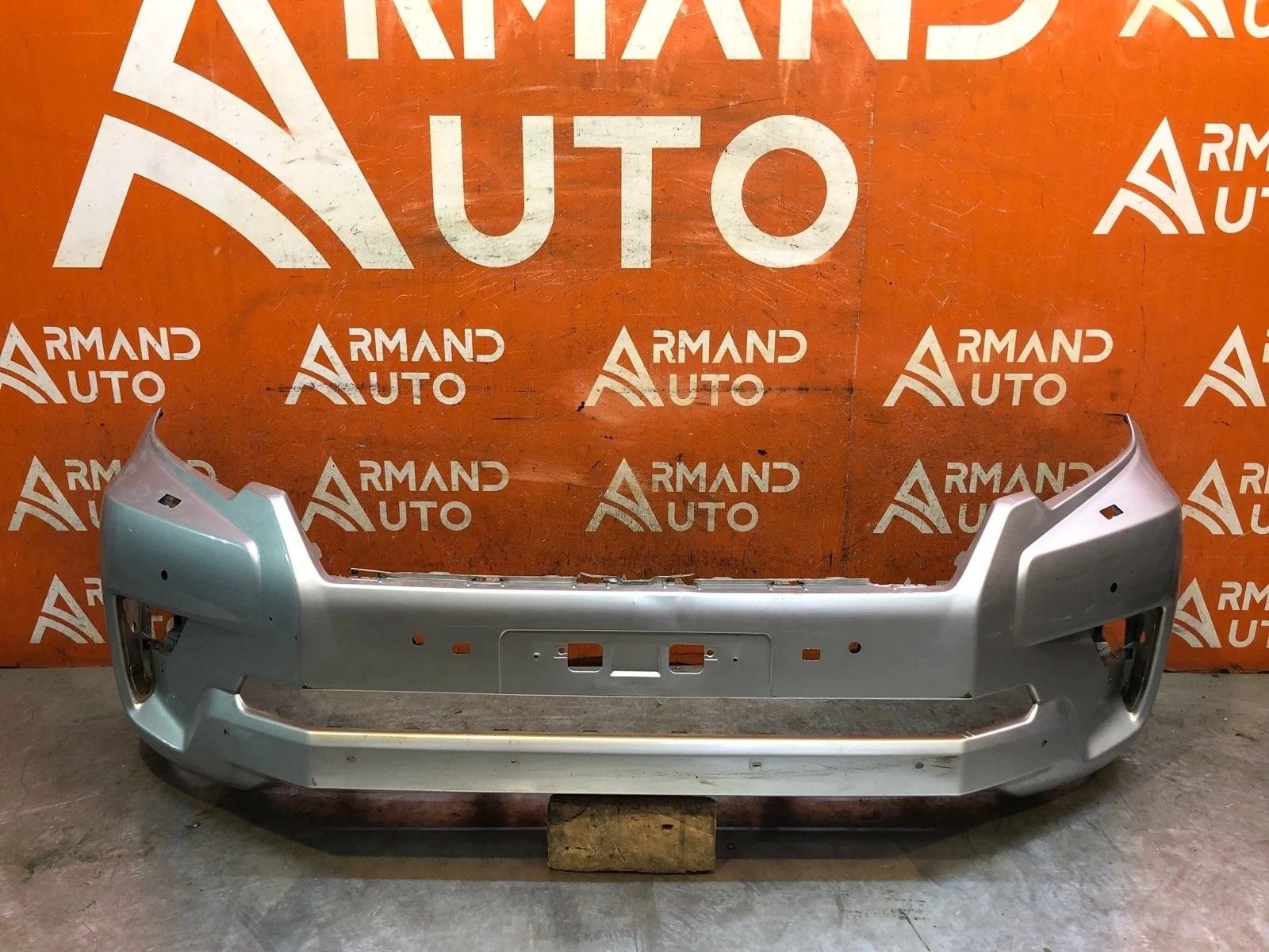 Бампер Toyota Land Cruiser Prado 2017-нв 150