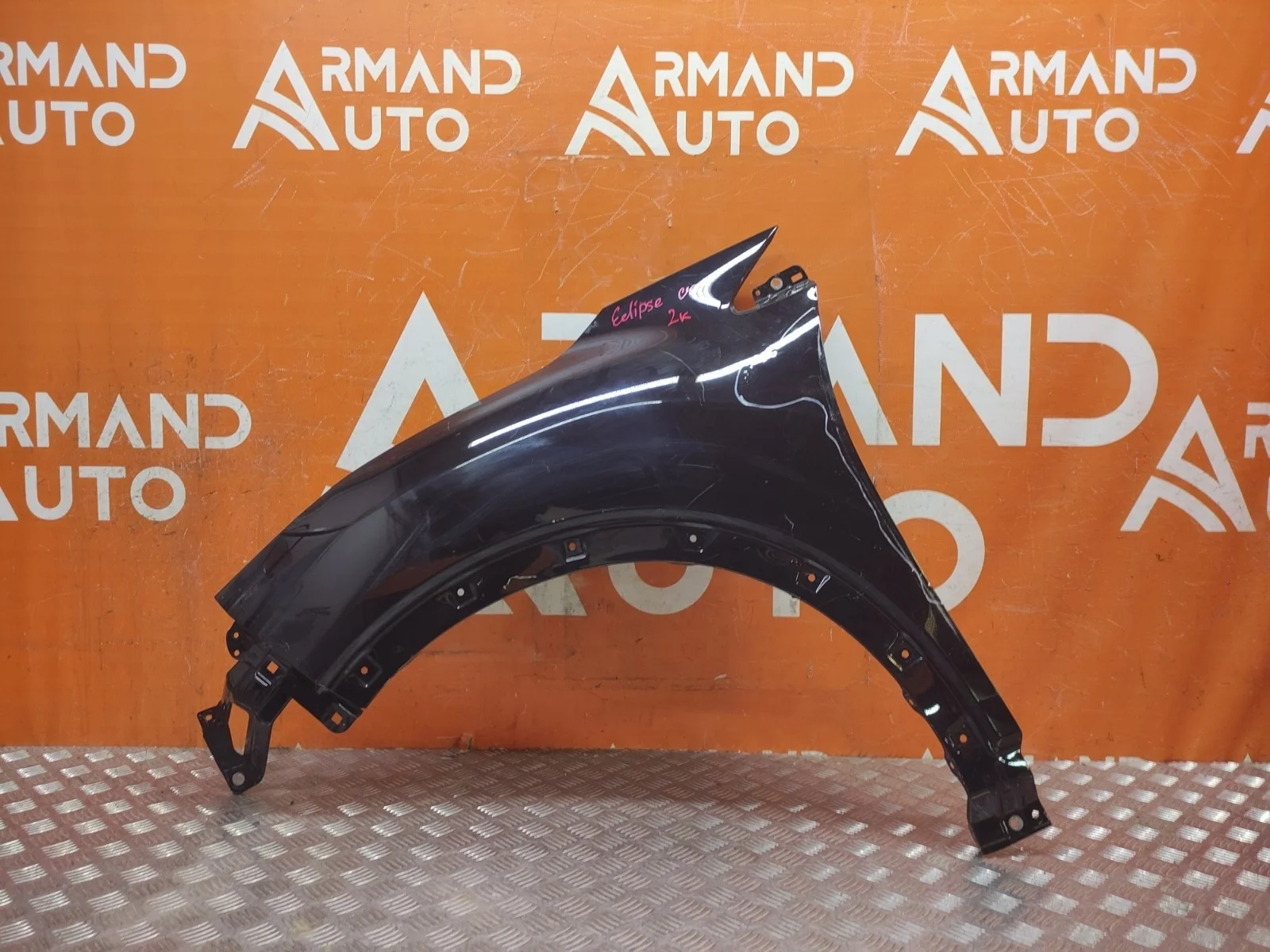 Крыло Mitsubishi Eclipse Cross 2017-2020