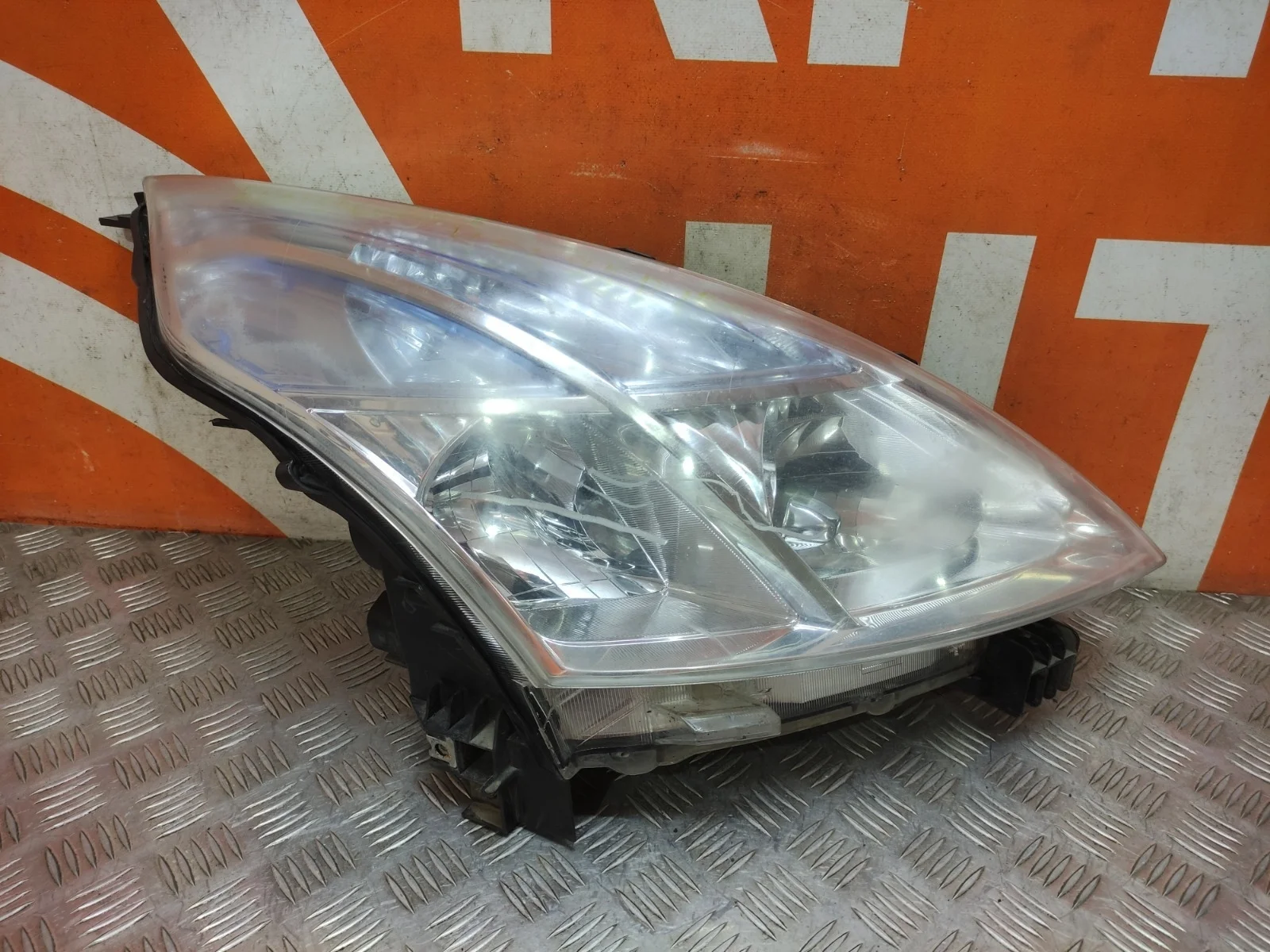 Фара Nissan Teana 2008-2011 J32