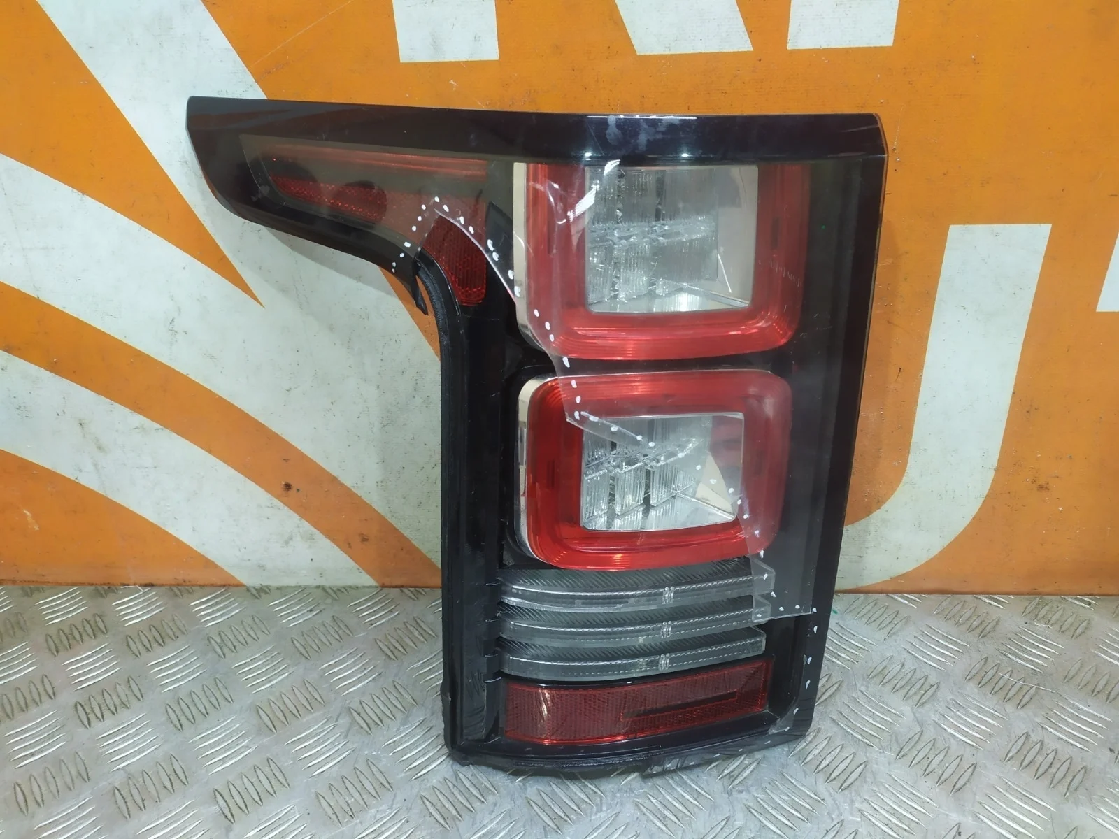 Фонарь Land Rover Range 2012-2017 4 L405