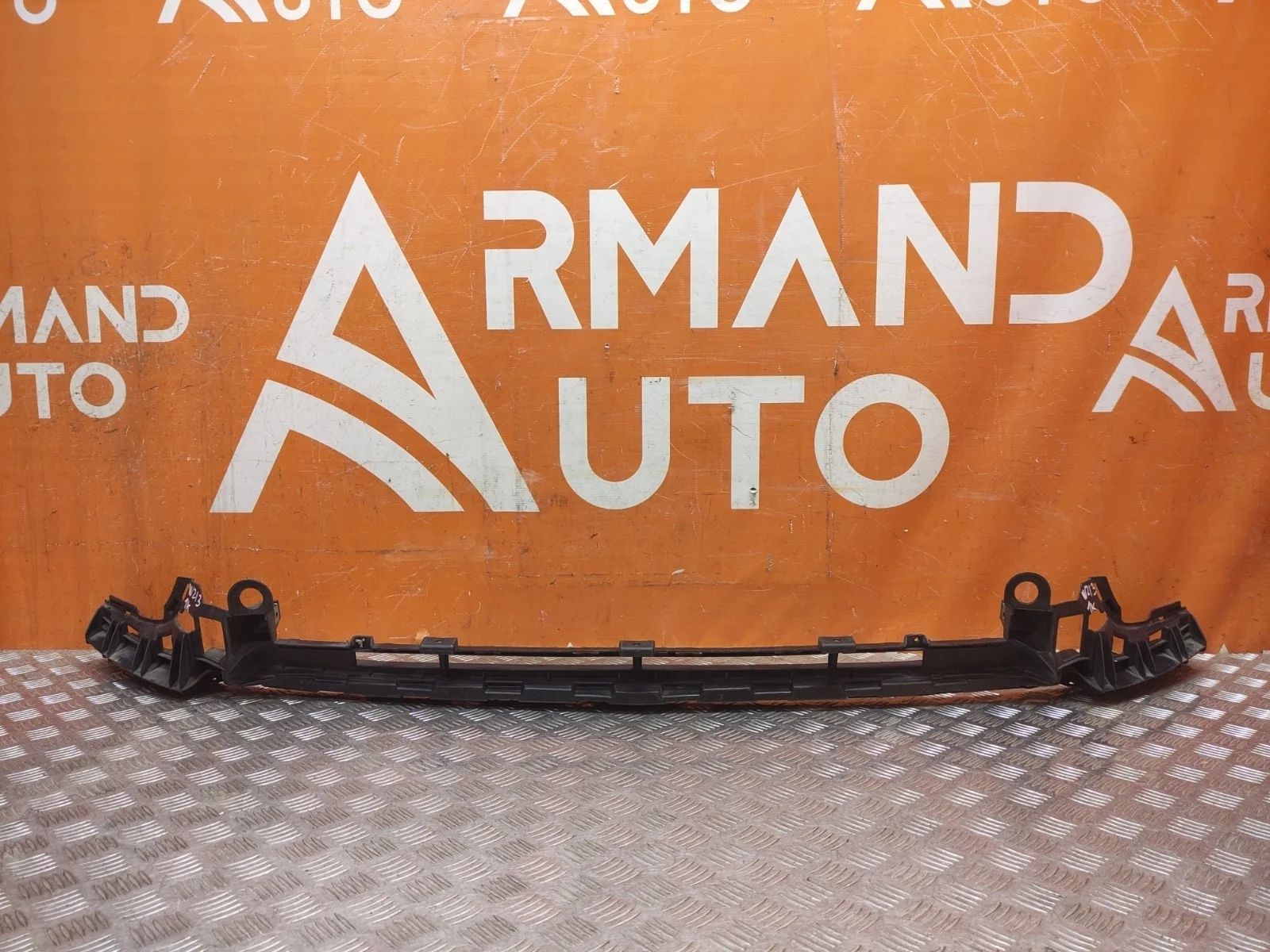 Кронштейн бампера Mercedes -Class 2016-нв W213